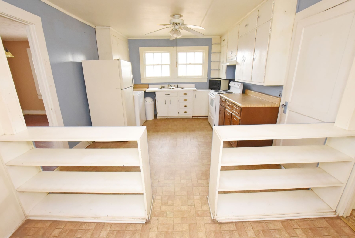 1110 South Union Ave.-22