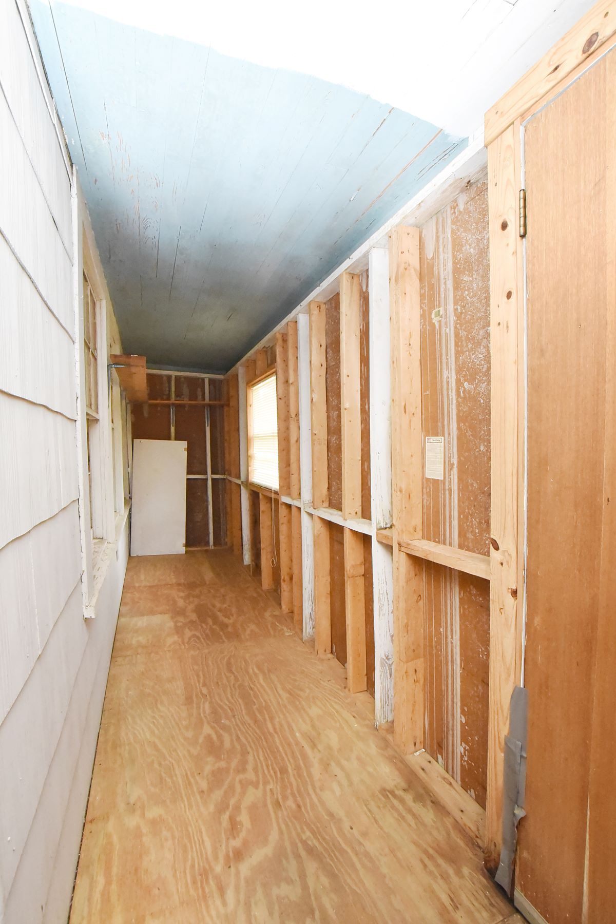 1110 South Union Ave.-28