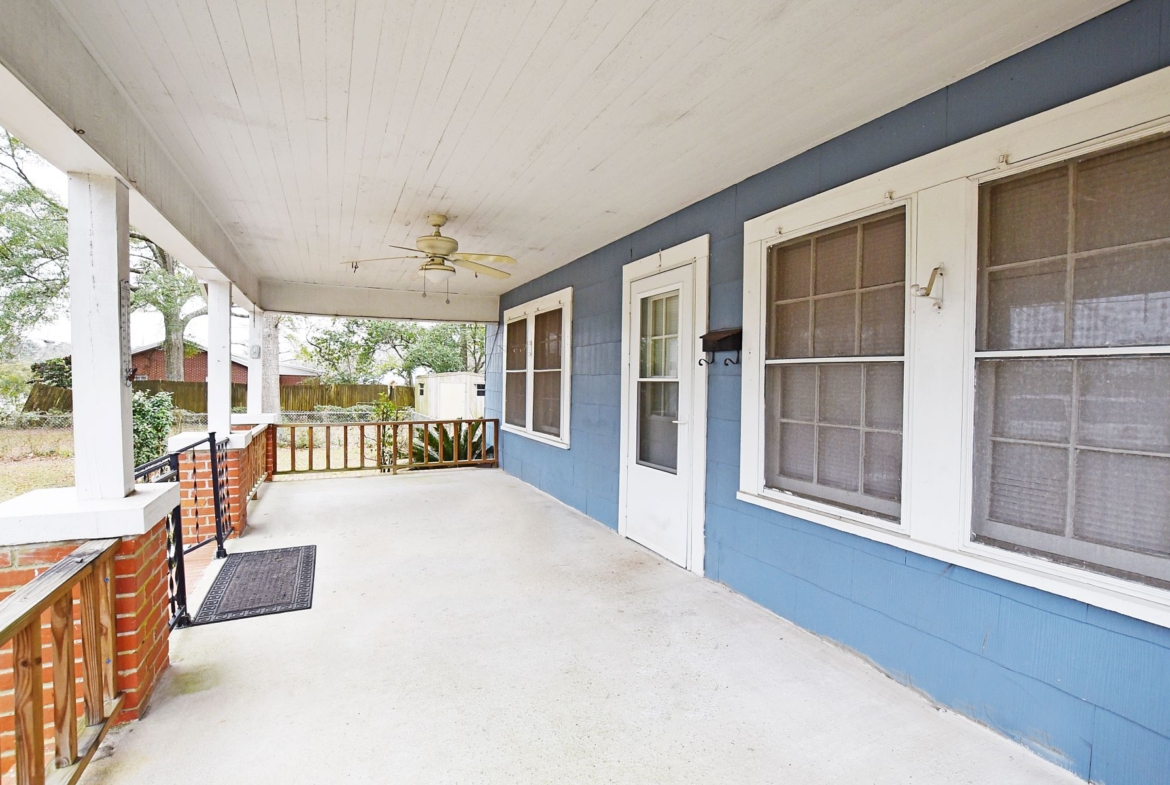 1110 South Union Ave.-4