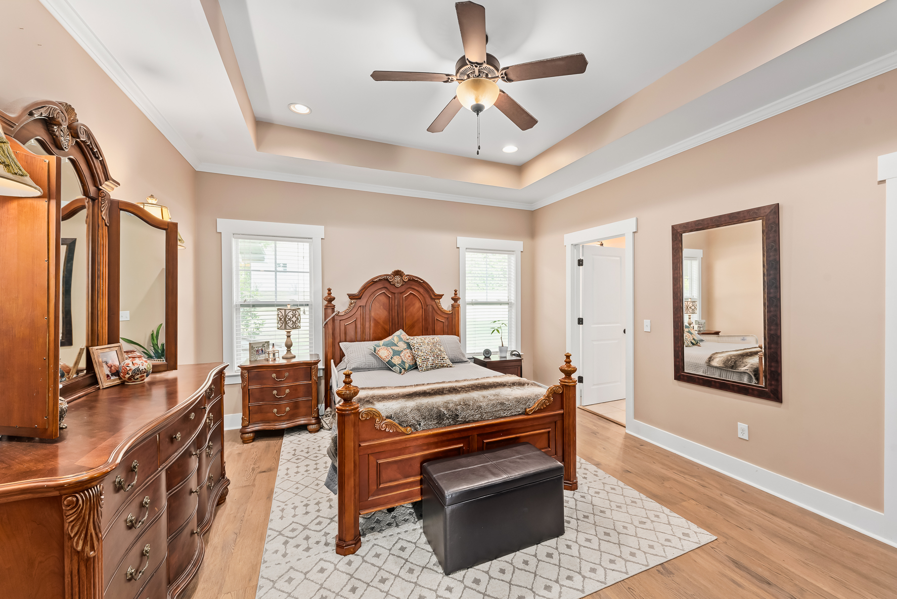 222 Weeping Willow-WHT-28