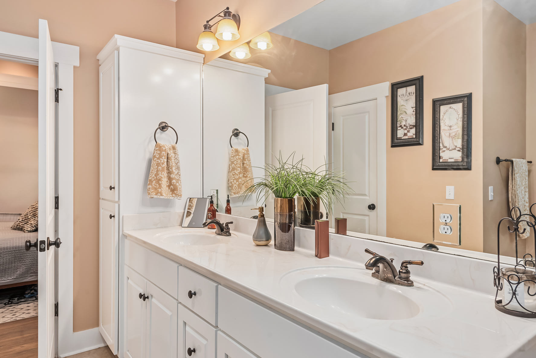 222 Weeping Willow-WHT-31