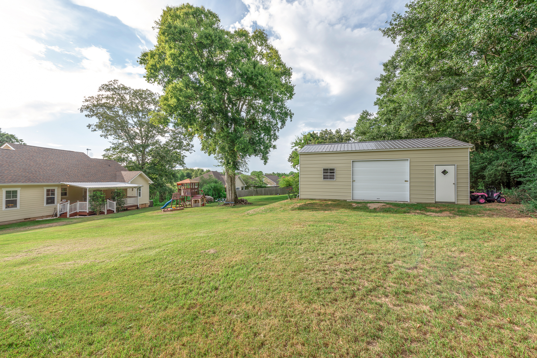 222 Weeping Willow-WHT-6