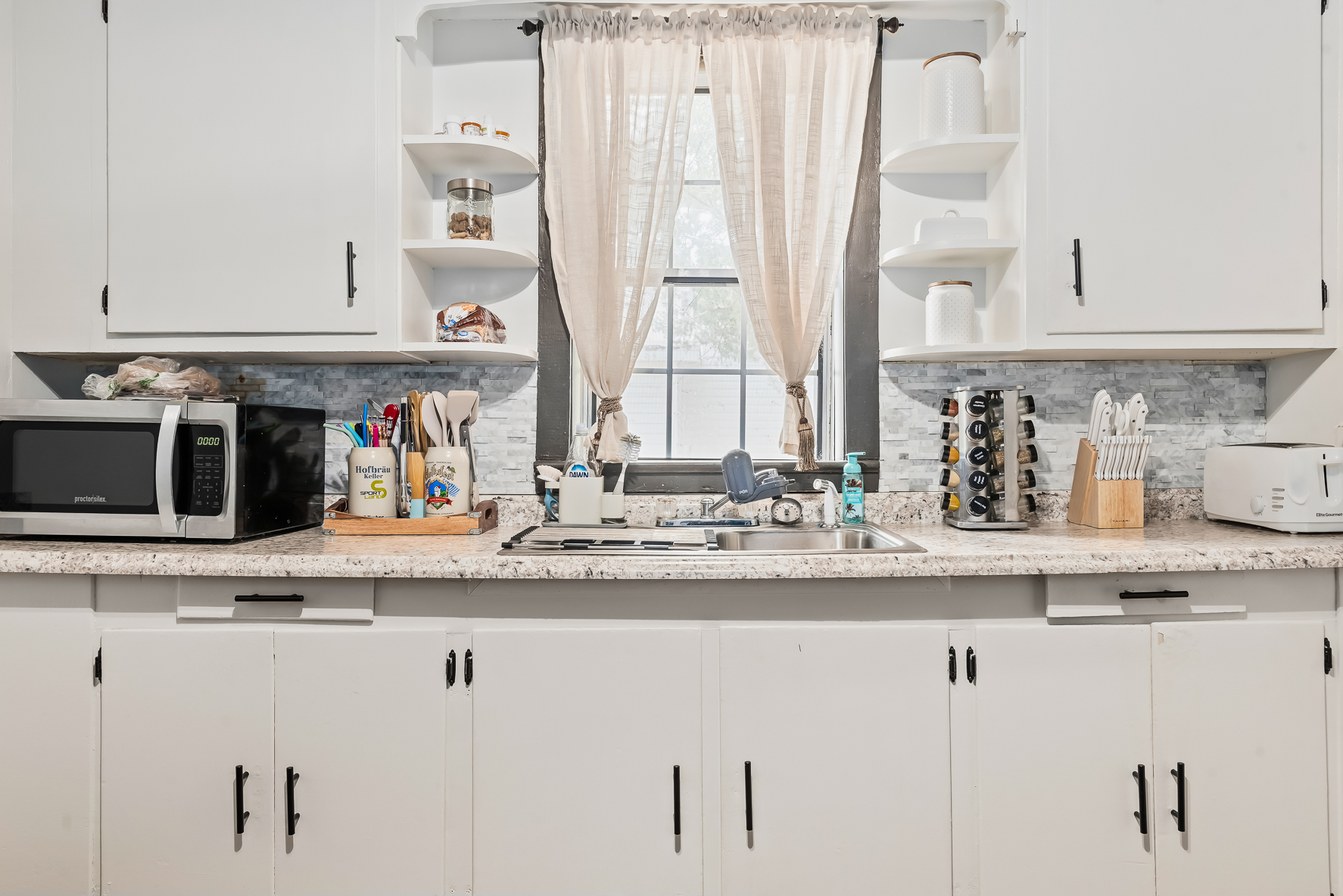 687 Smith Ave-WHT-24