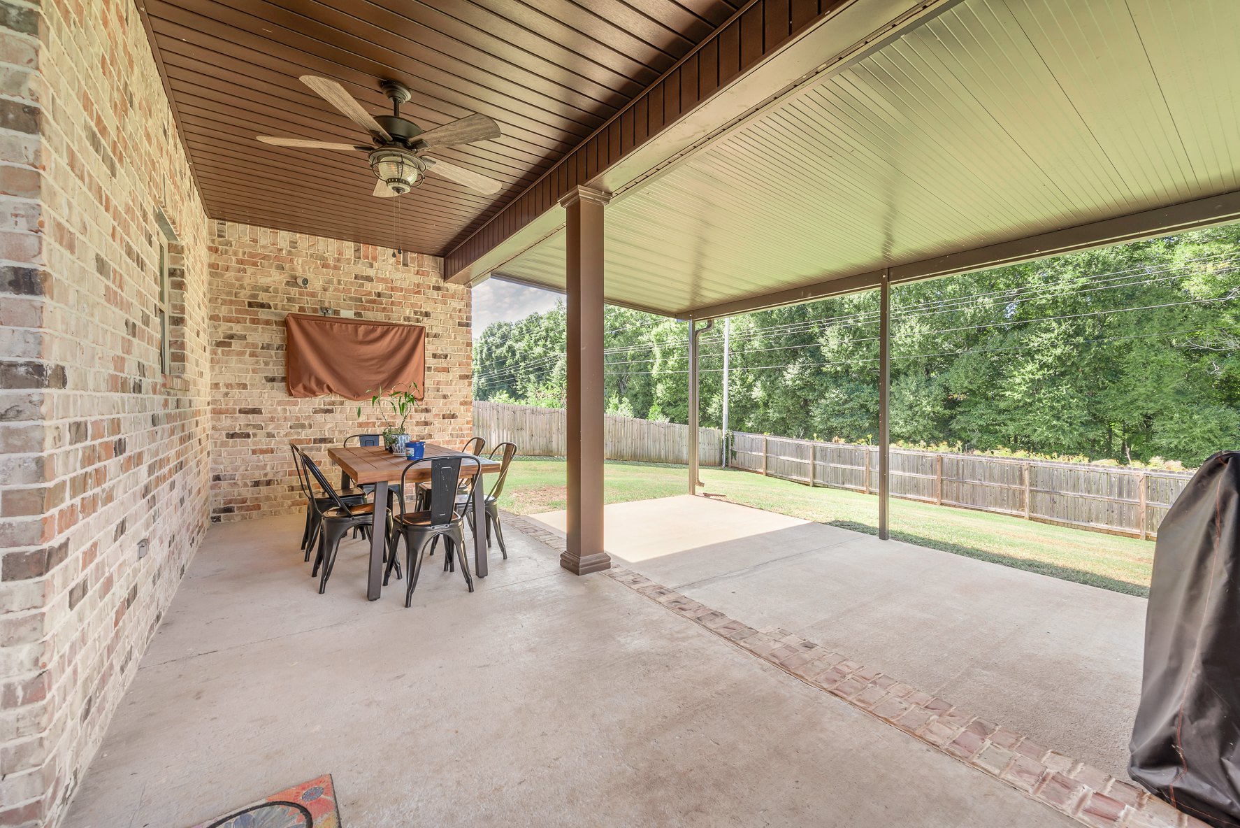 705 Homestead Way-WHT-10