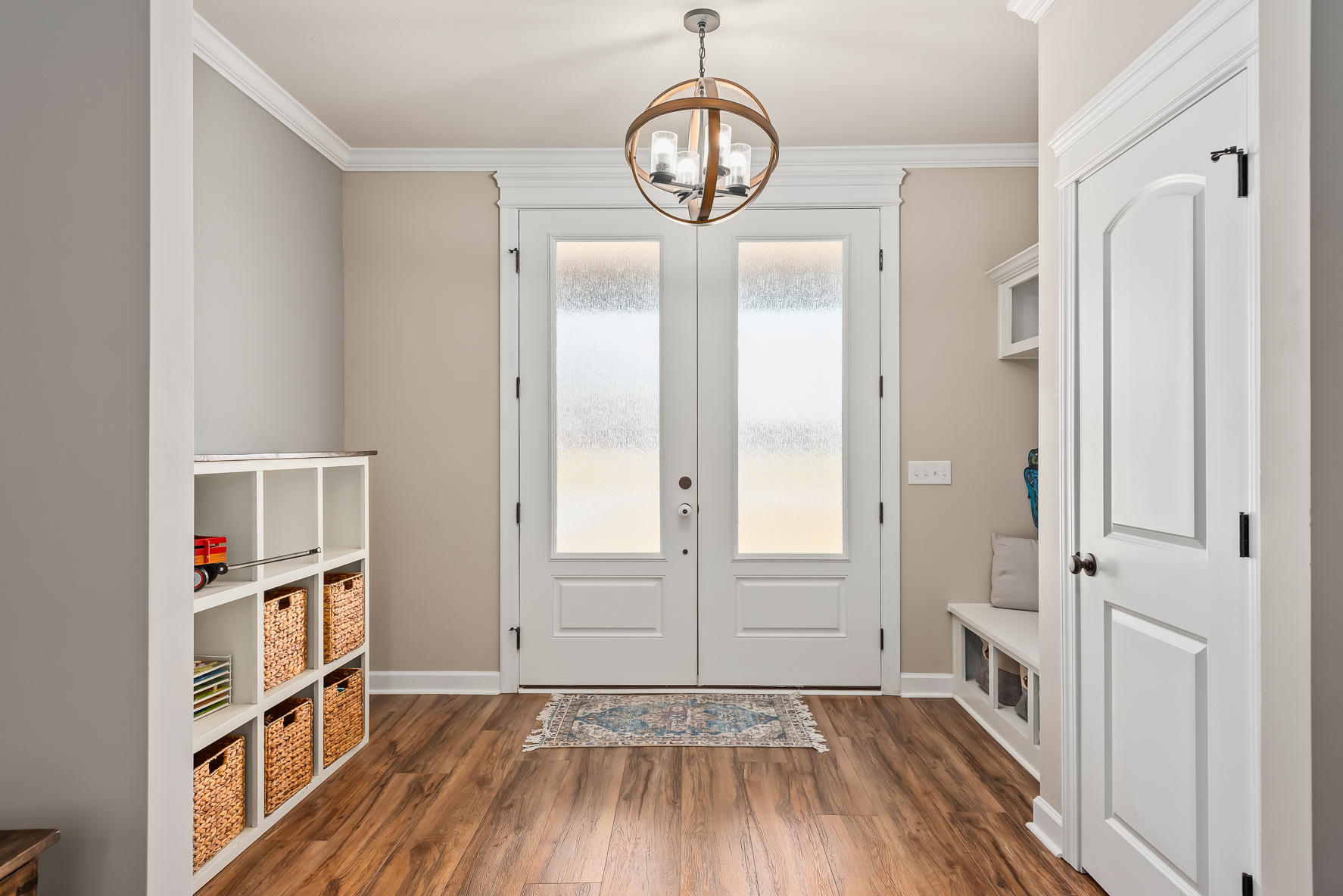 705 Homestead Way-WHT-11