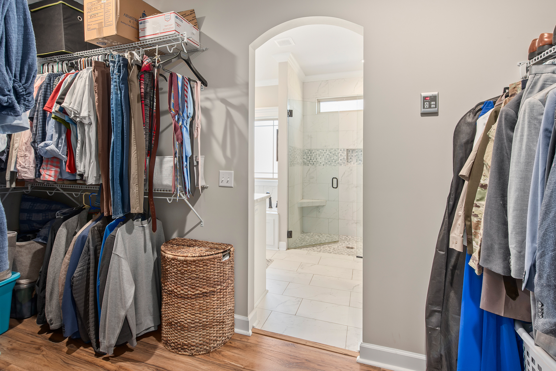 705 Homestead Way-WHT-28