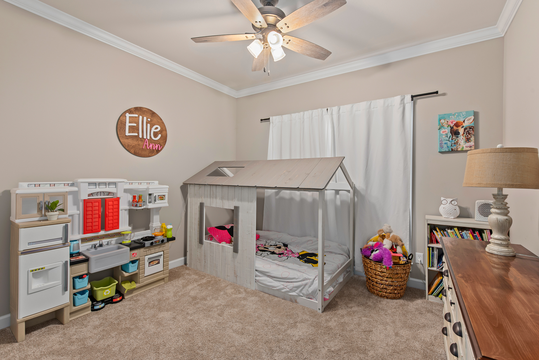 705 Homestead Way-WHT-32