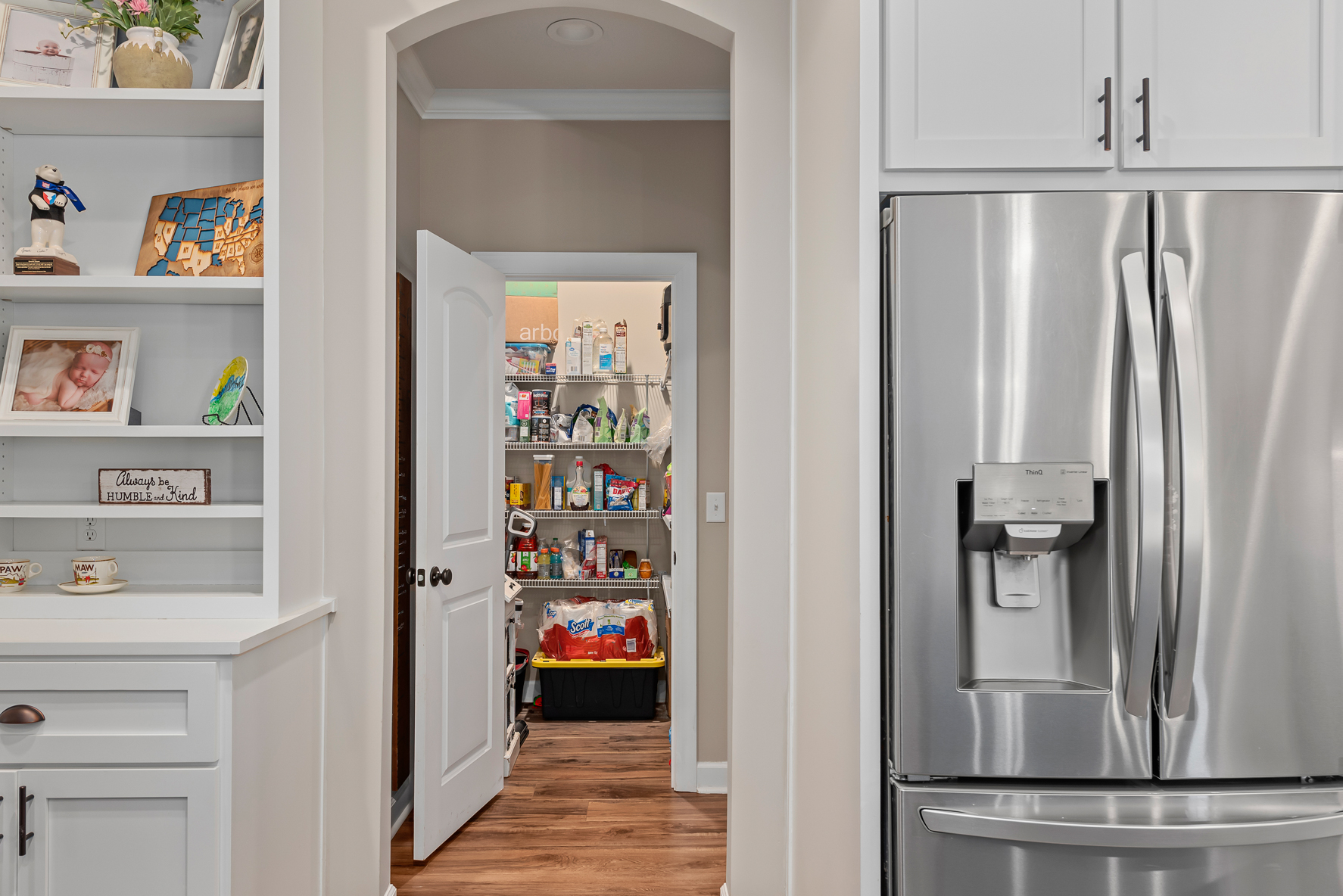 705 Homestead Way-WHT-38