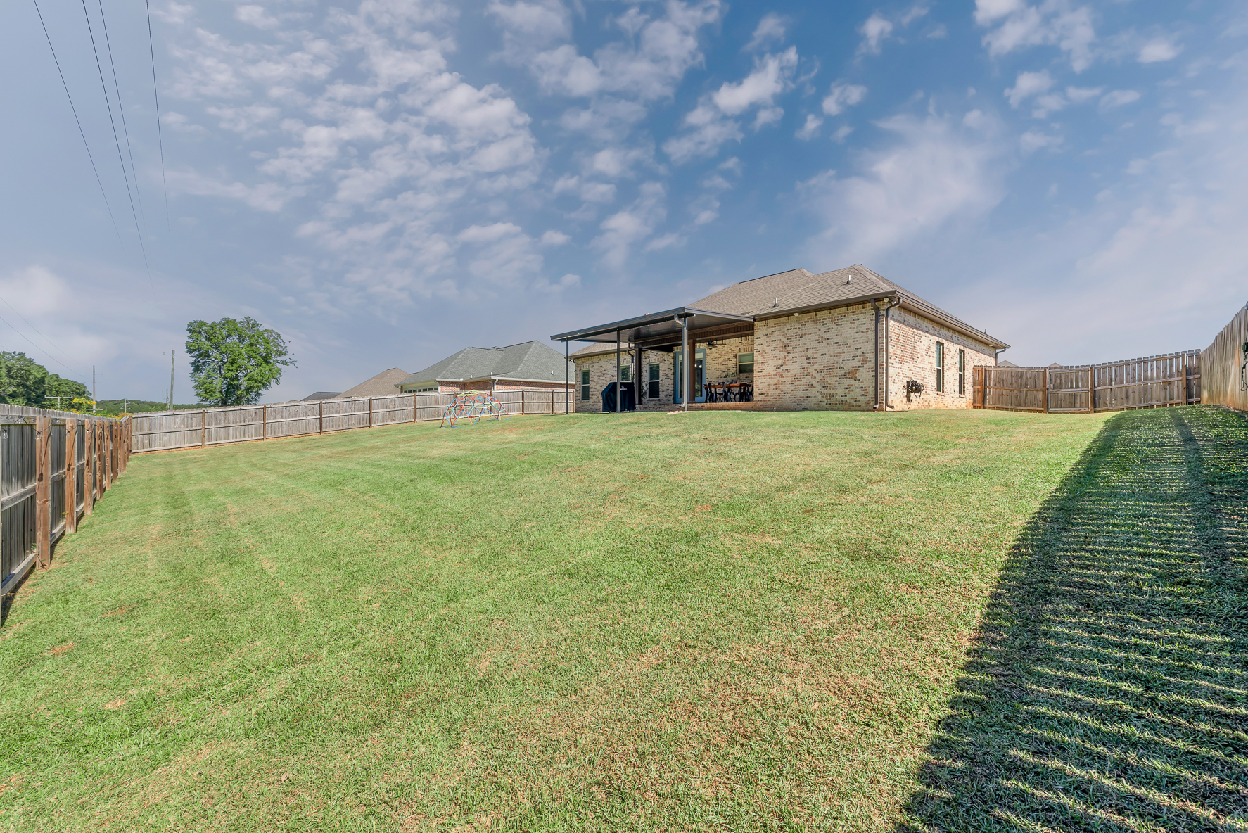 705 Homestead Way-WHT-8