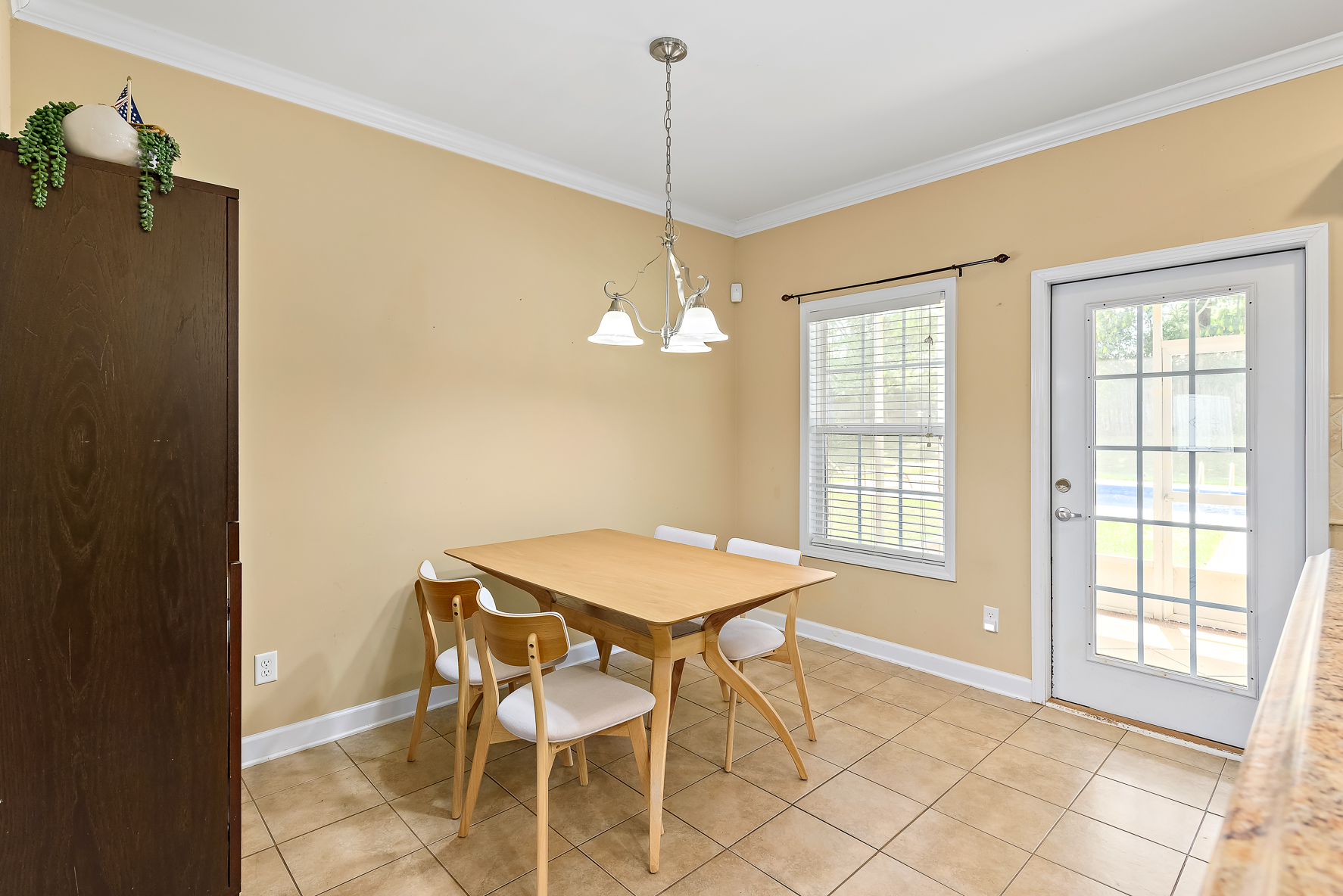 115 Cristy Lane-WHT-14