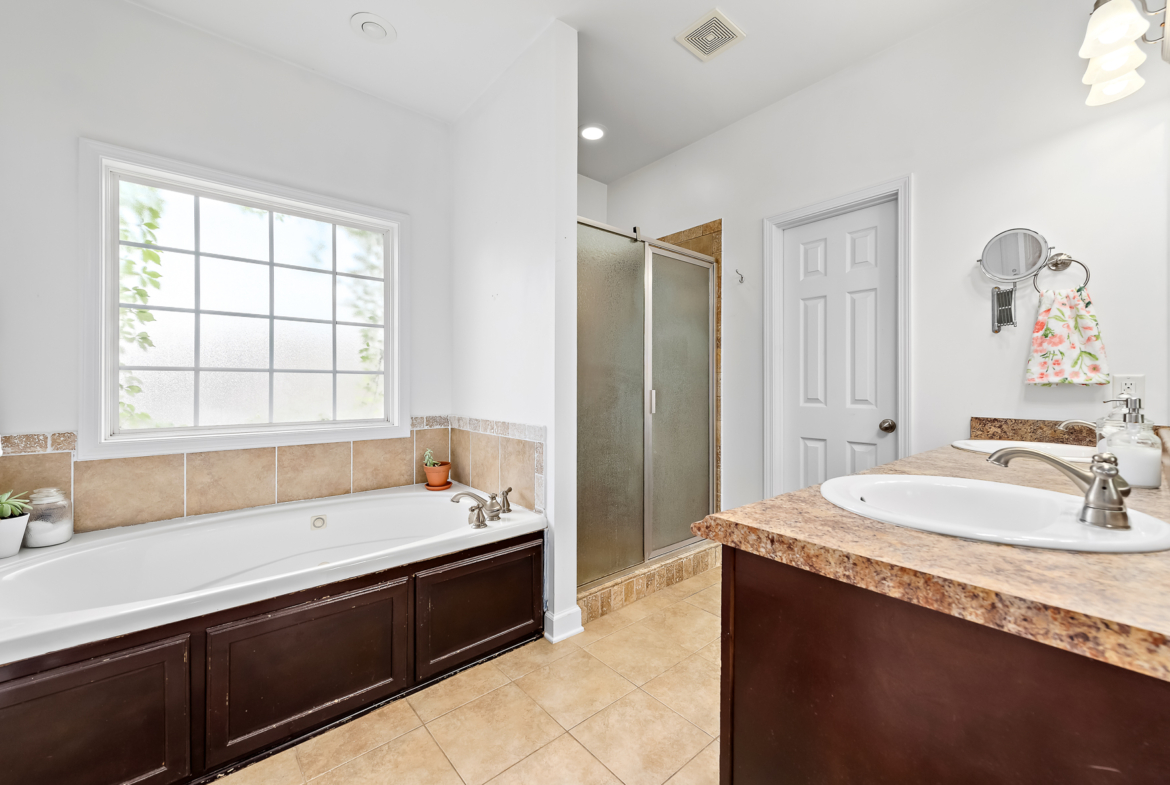 115 Cristy Lane-WHT-25