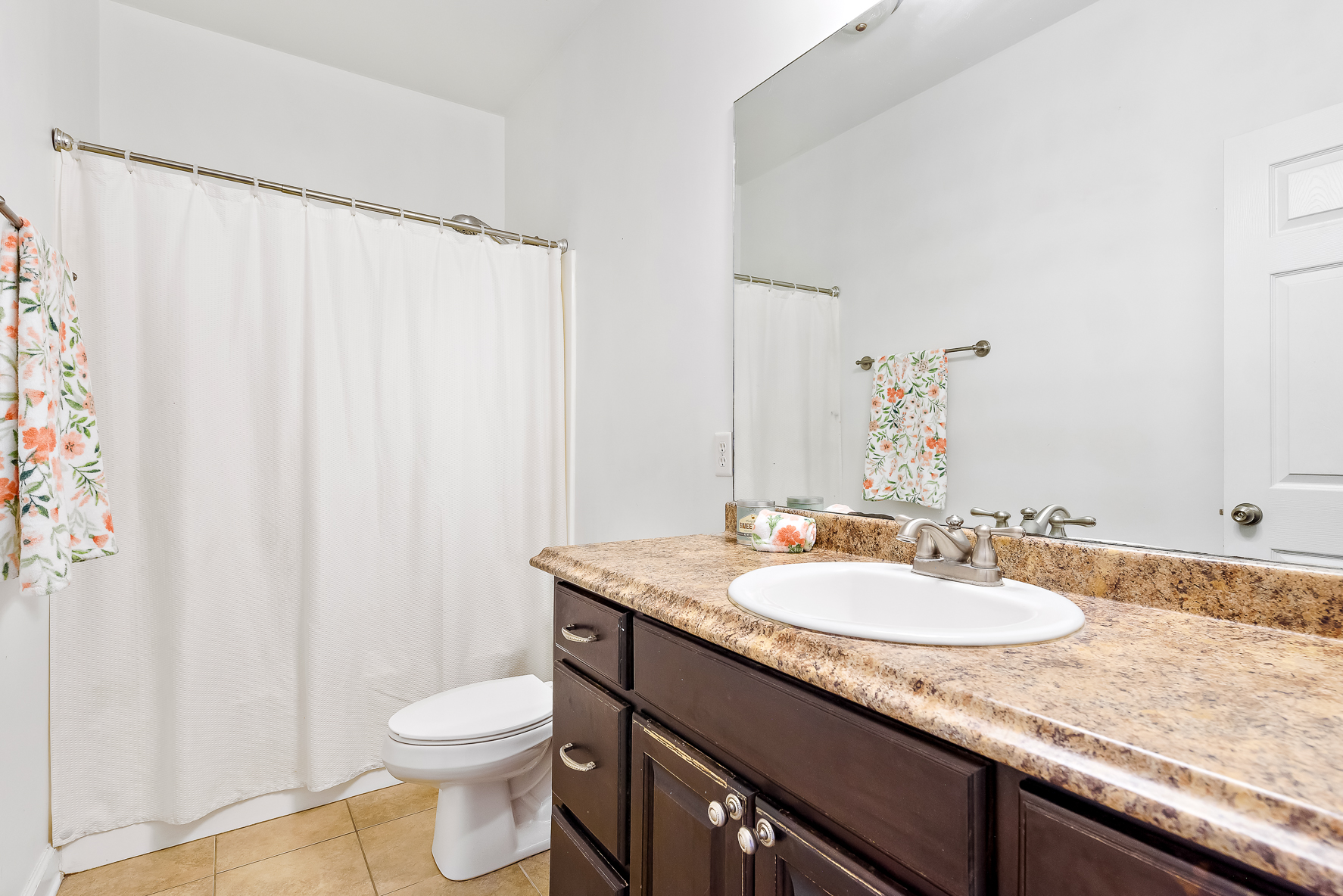 115 Cristy Lane-WHT-30