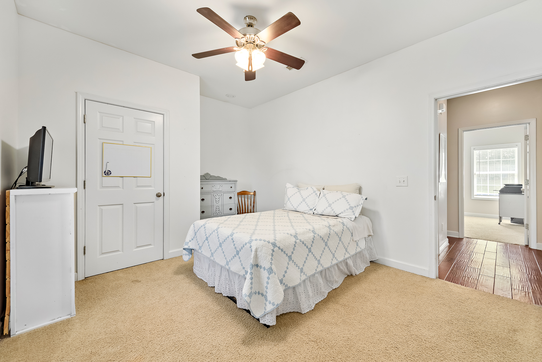 115 Cristy Lane-WHT-32