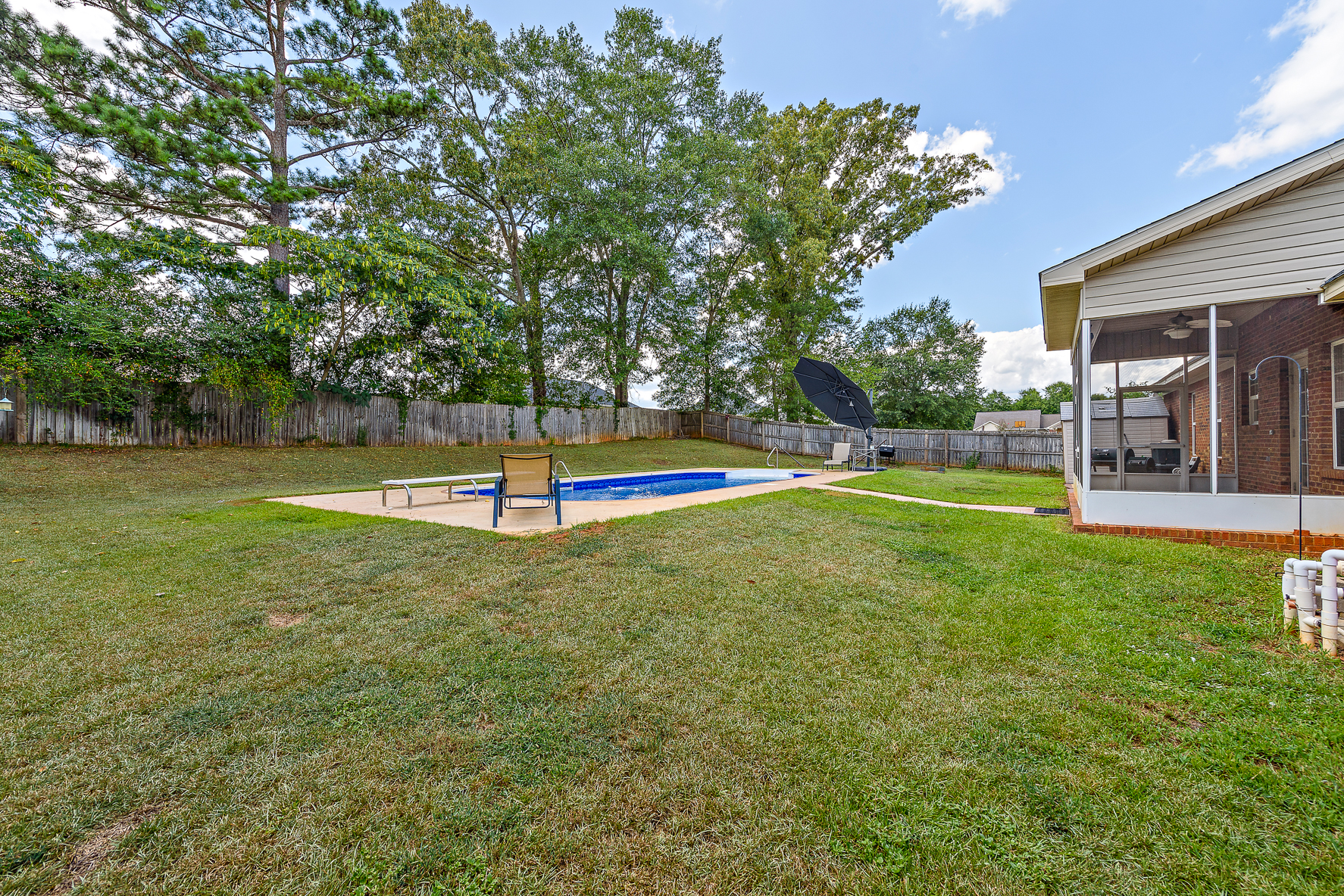 115 Cristy Lane-WHT-5