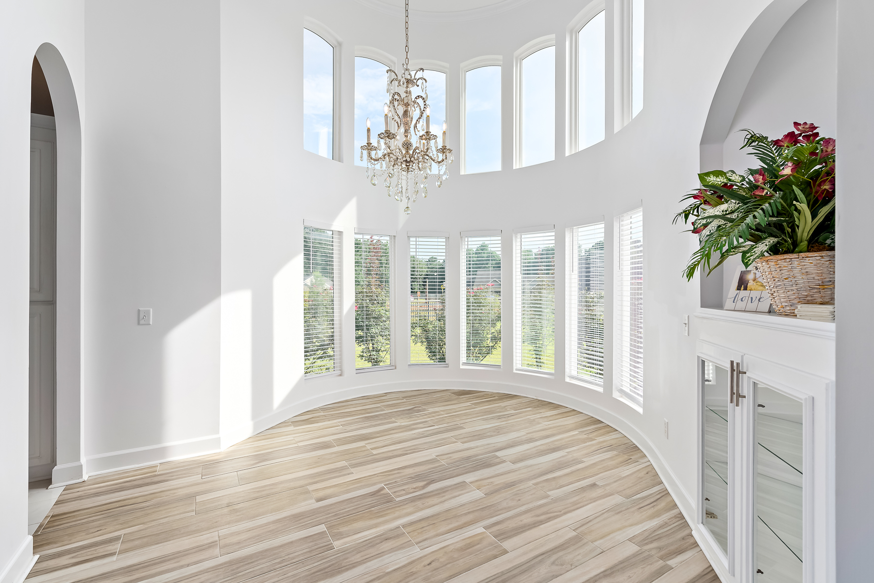 437 CO RD 561-WHT-20