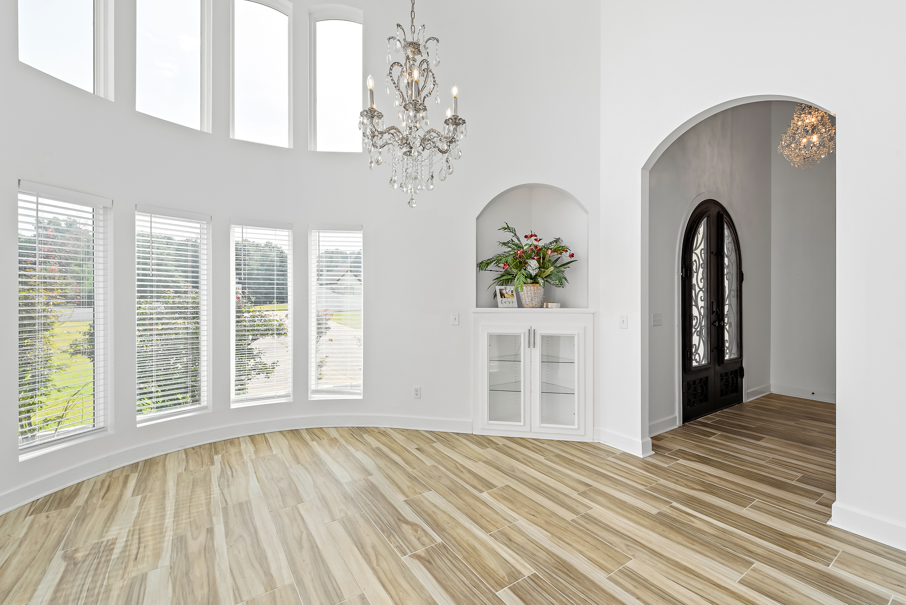 437 CO RD 561-WHT-22