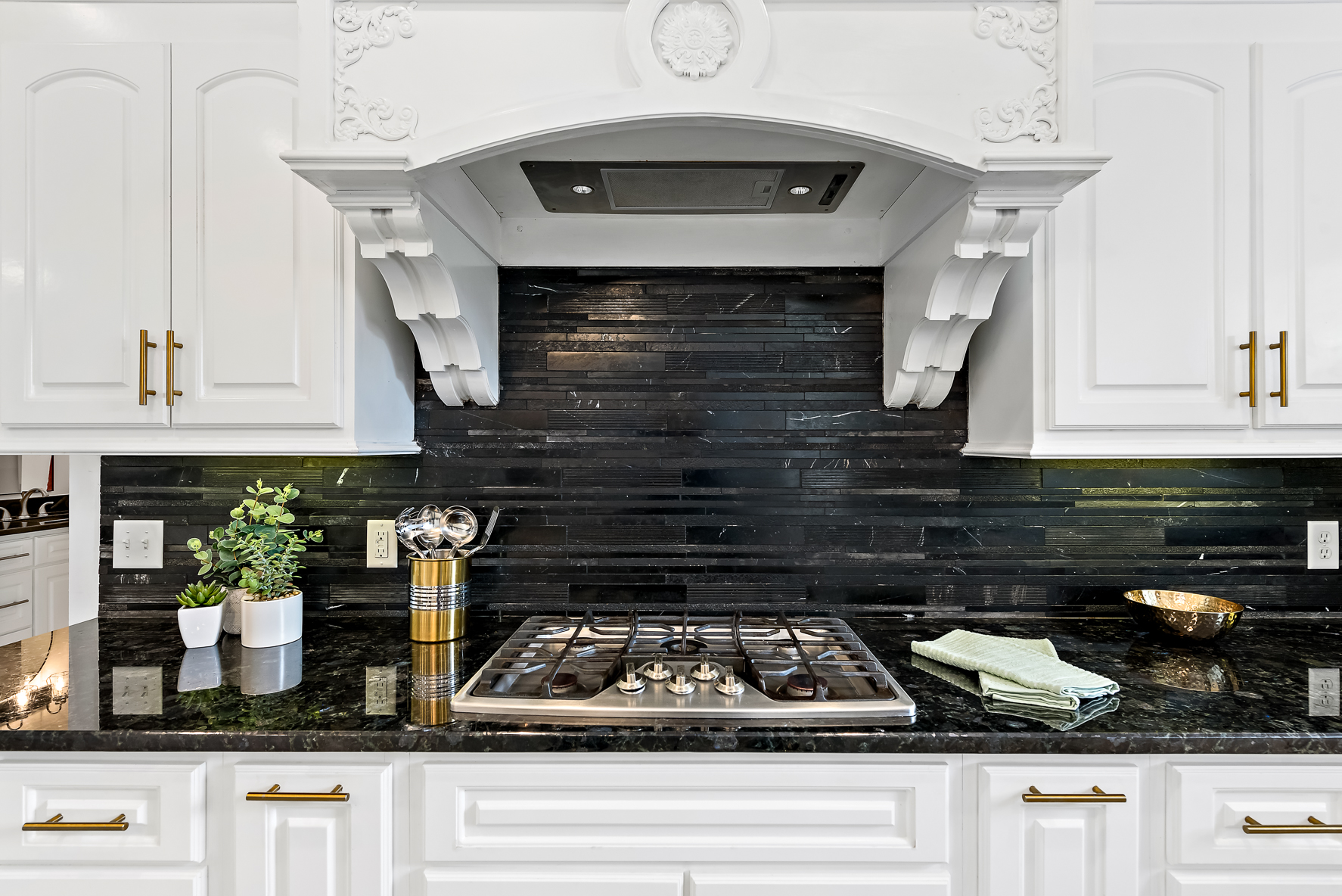 437 CO RD 561-WHT-25