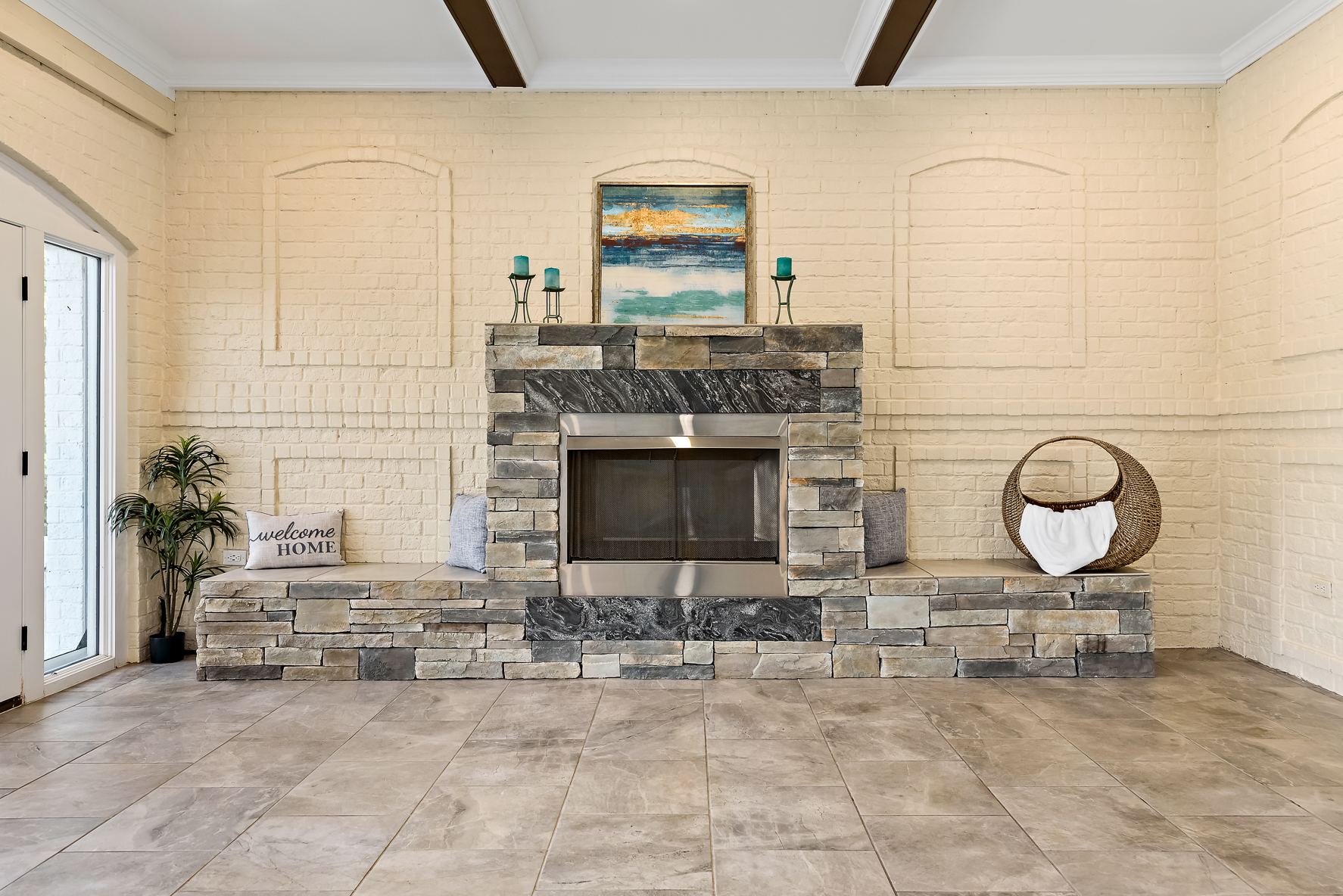 437 CO RD 561-WHT-28