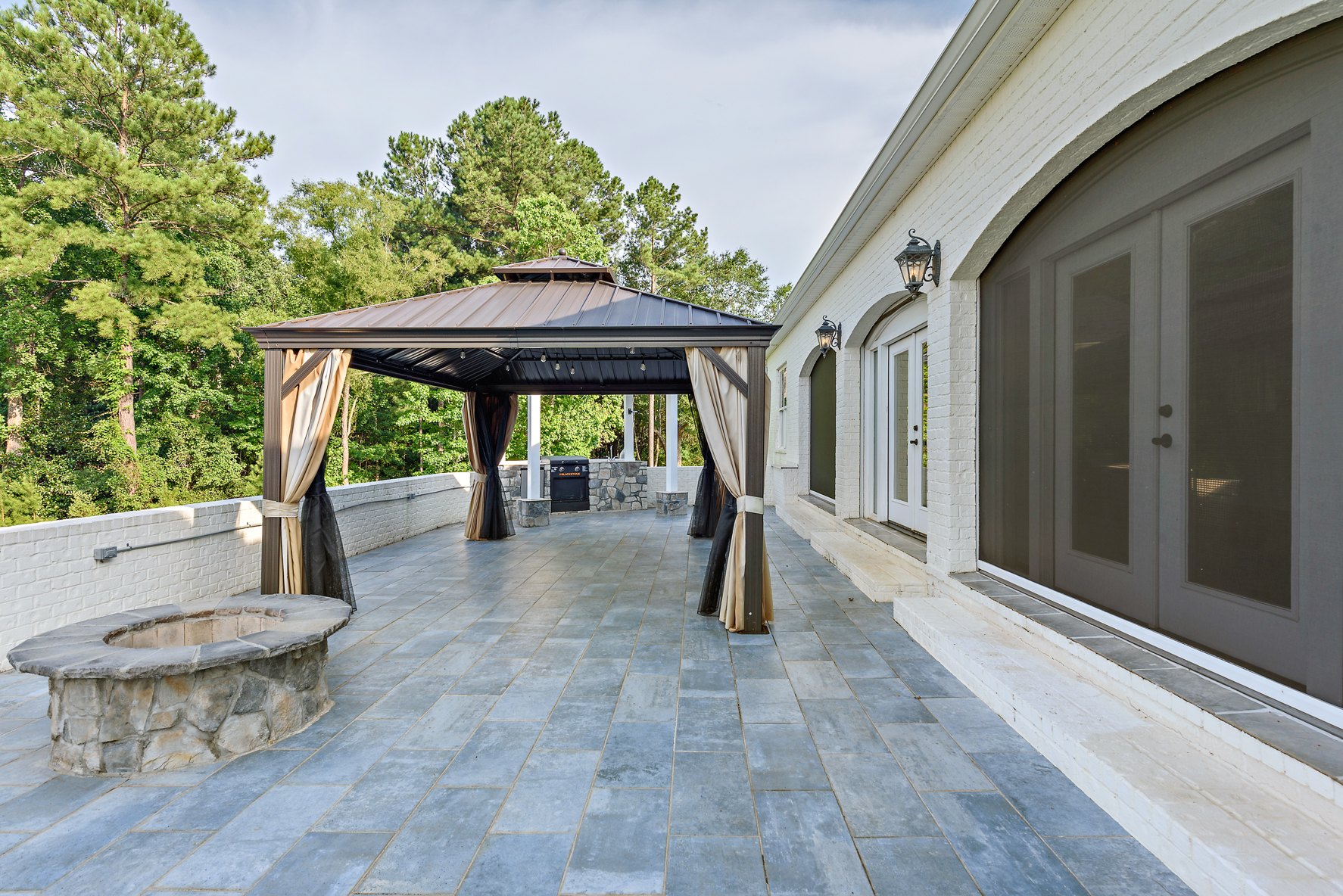 437 CO RD 561-WHT-61