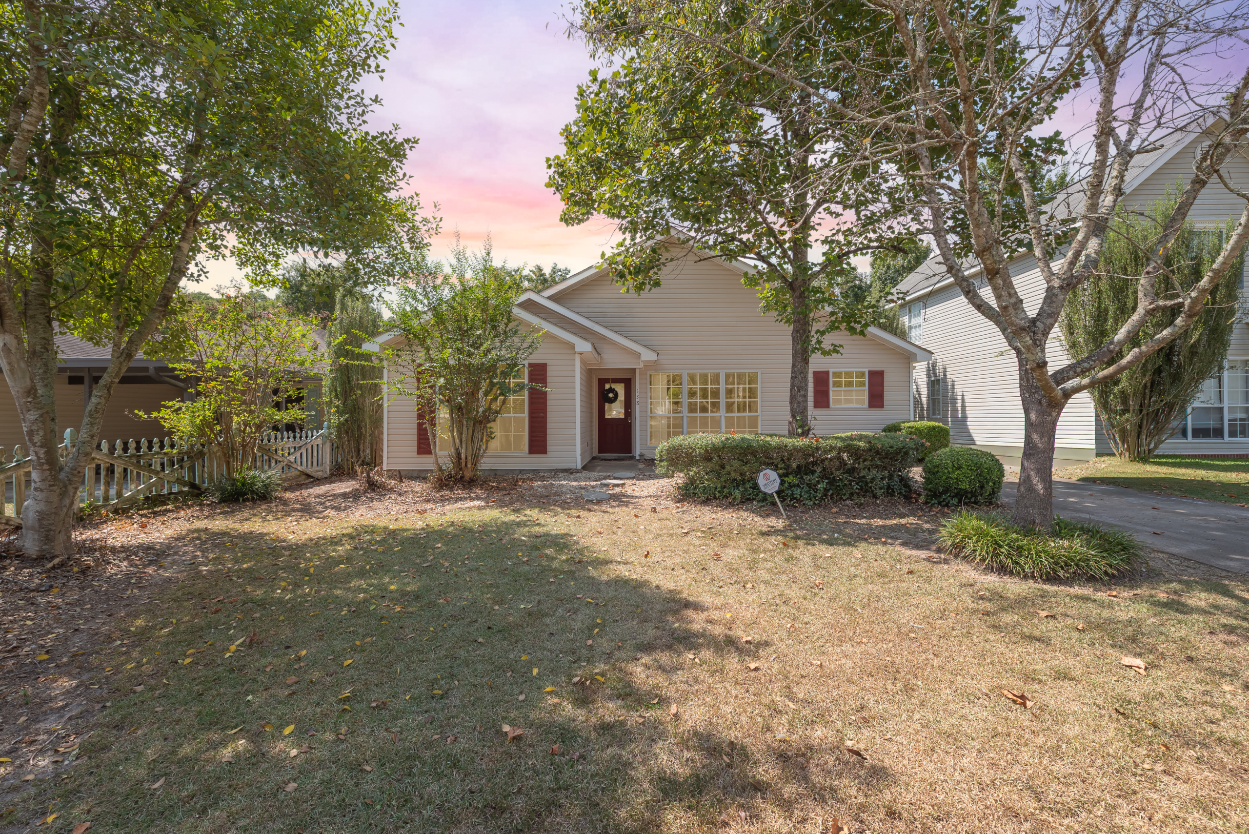 138 Radford Cir-MLS-1