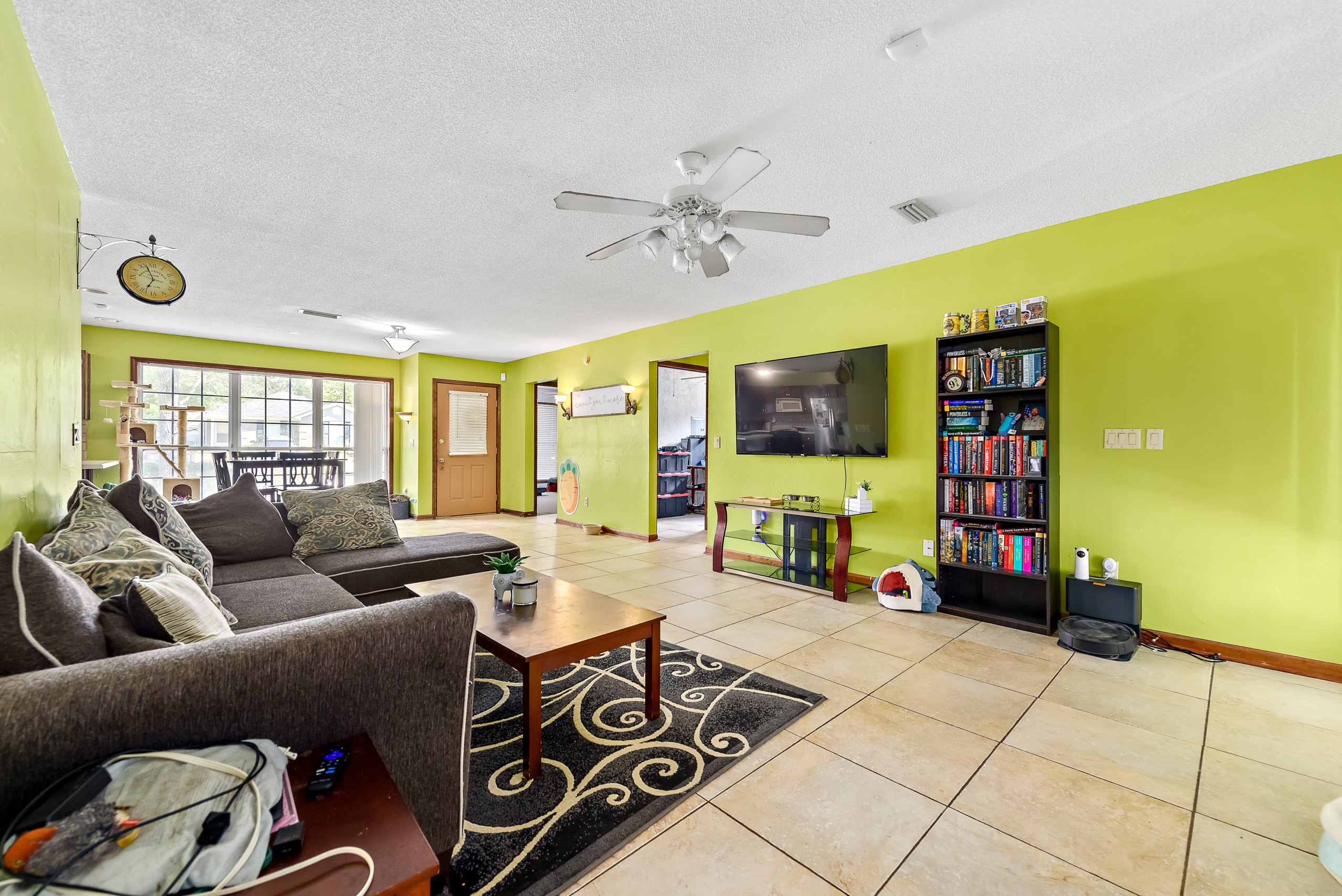 138 Radford Cir-MLS-14