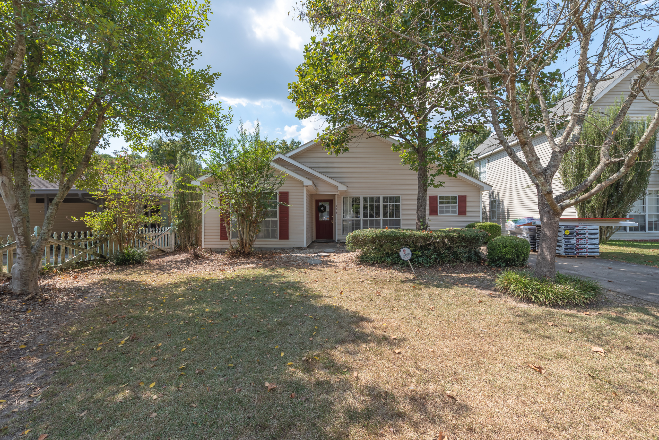 138 Radford Cir-MLS-8
