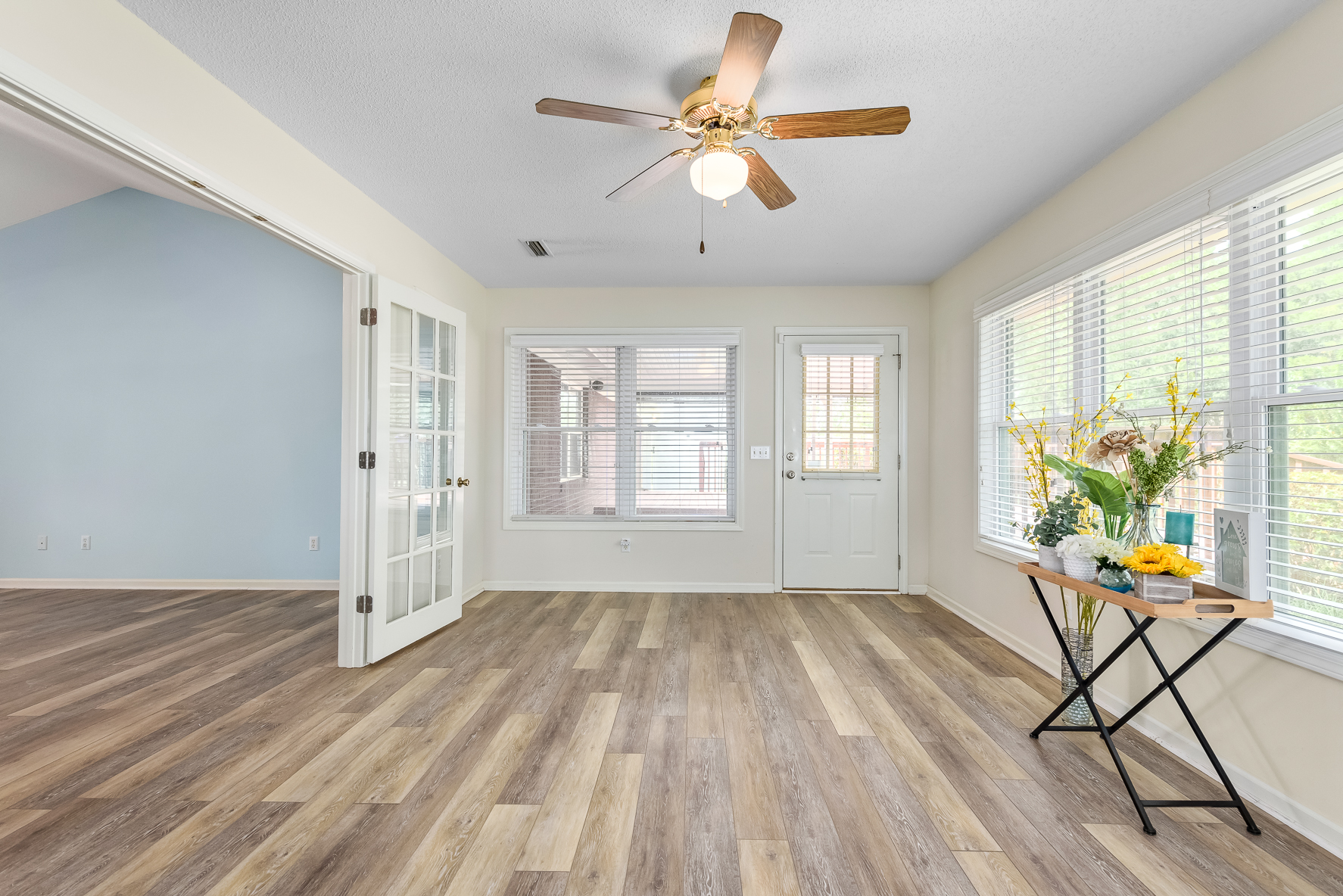 103 Jessica Ln-WHT-26