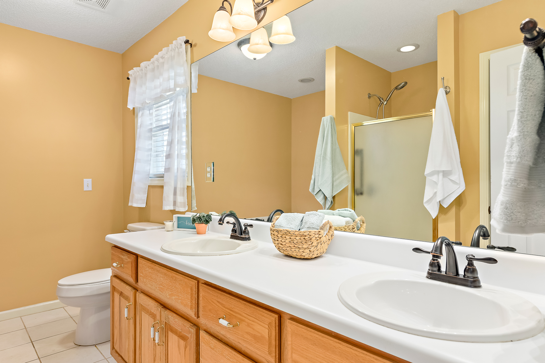 103 Jessica Ln-WHT-31