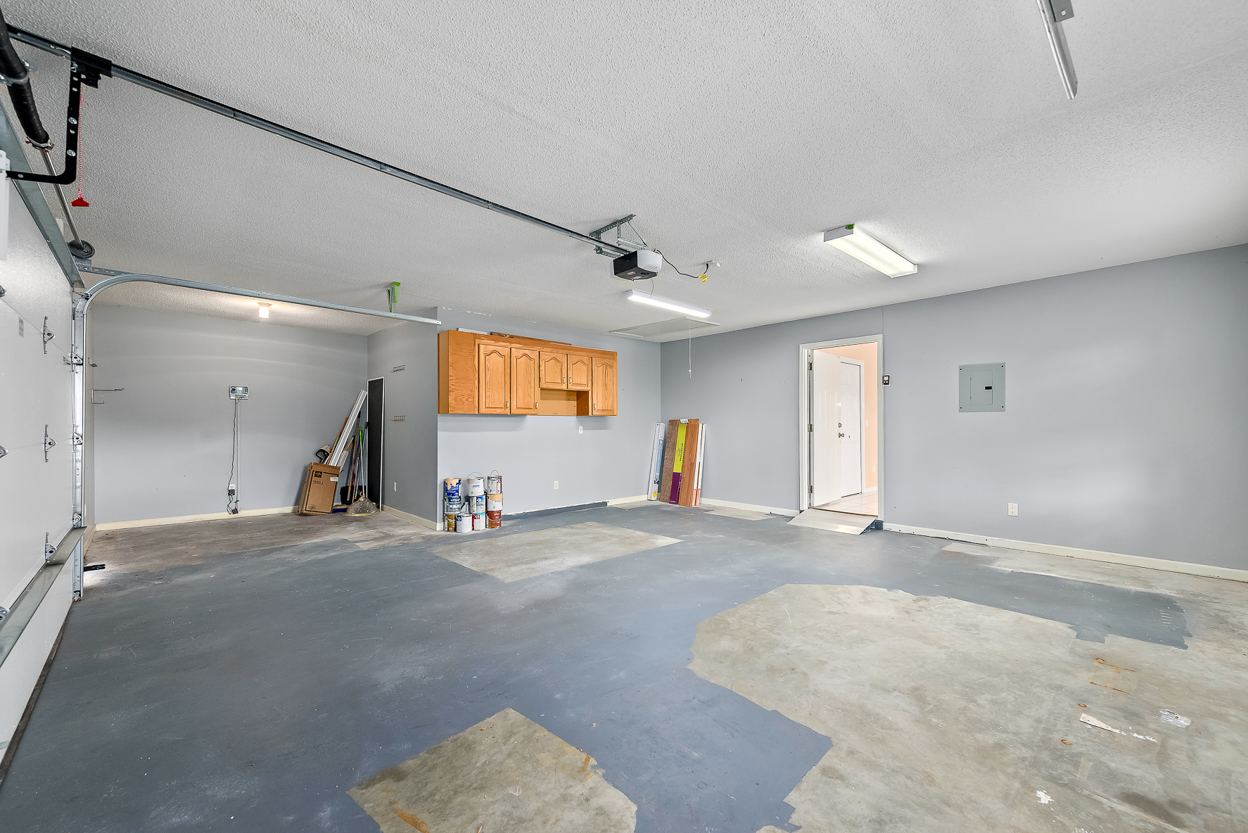 103 Jessica Ln-WHT-38