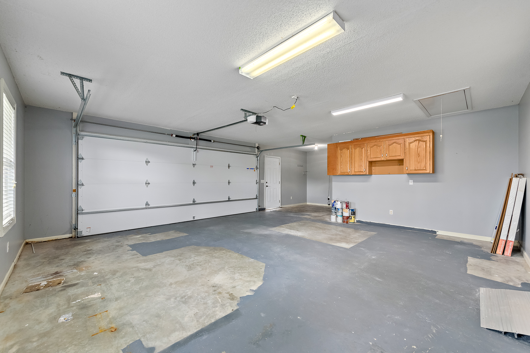 103 Jessica Ln-WHT-39