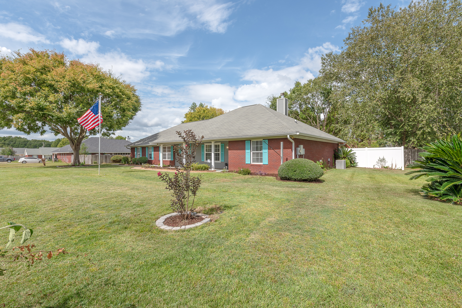 103 Jessica Ln-WHT-4