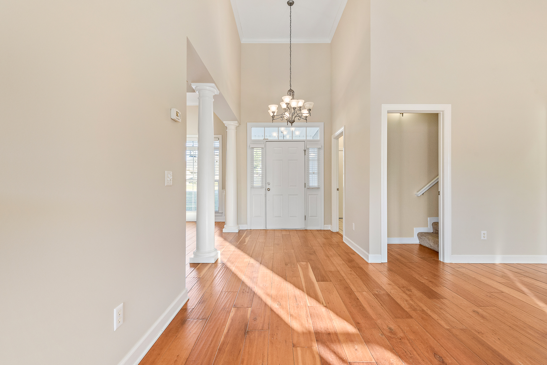 208 Southern Winds-WHT-12