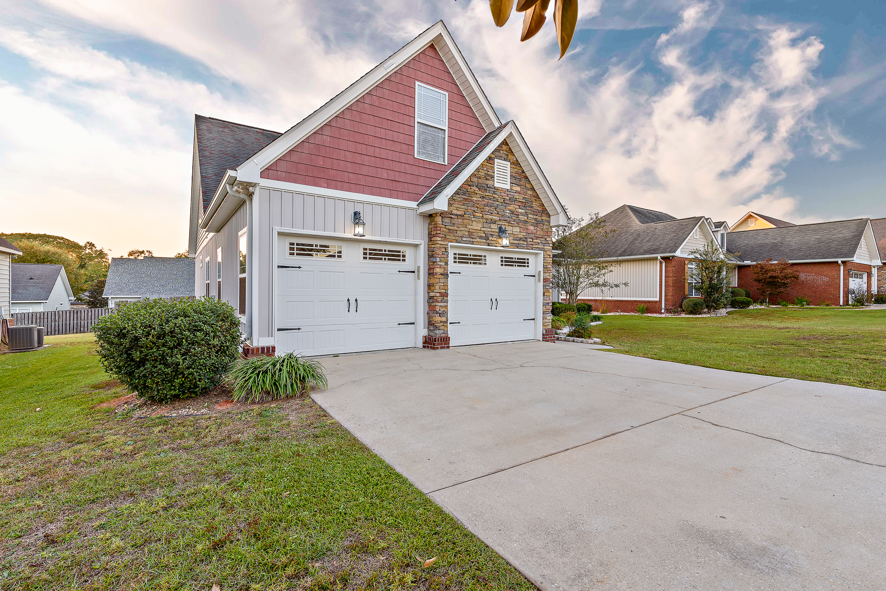 208 Southern Winds-WHT-3