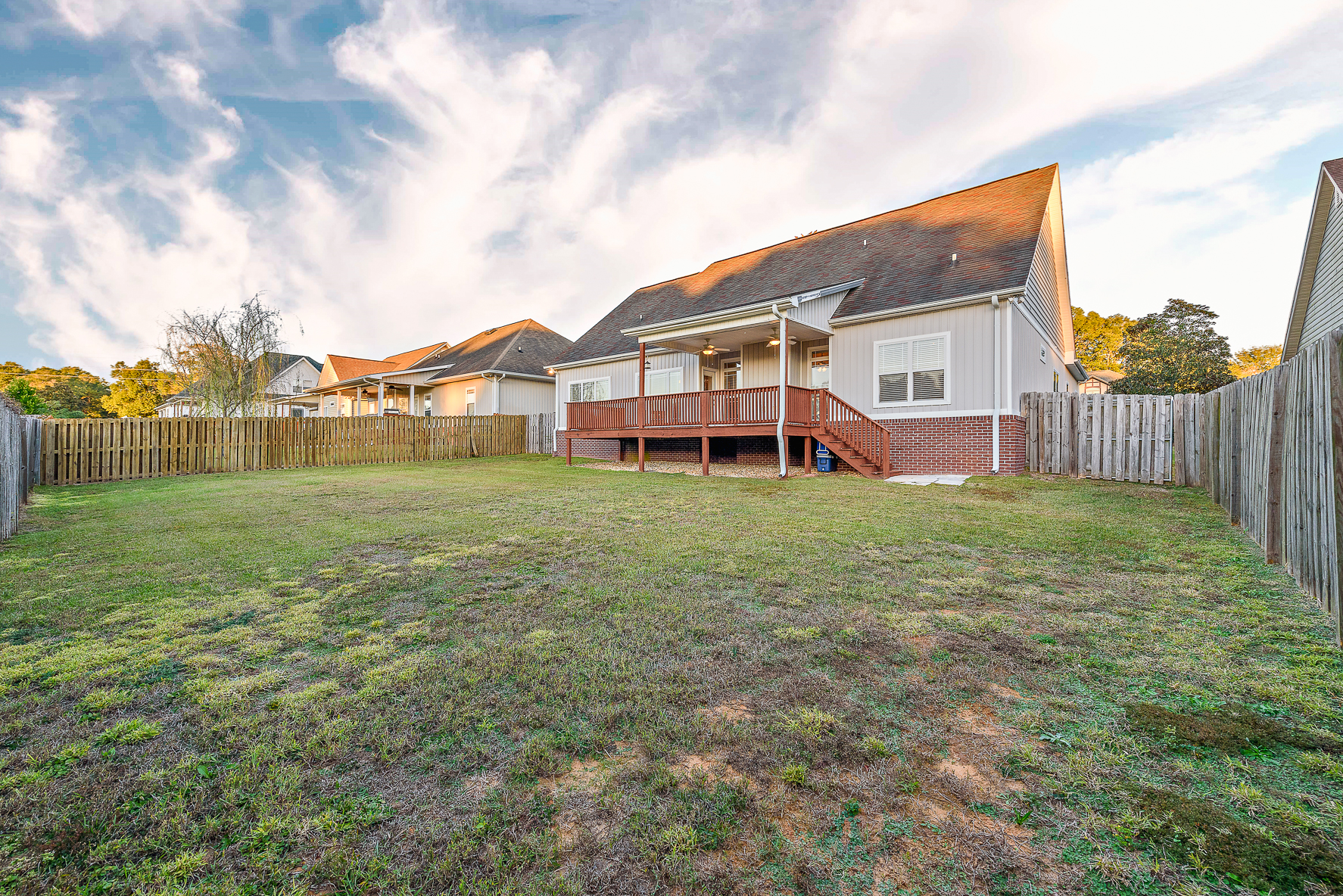 208 Southern Winds-WHT-9