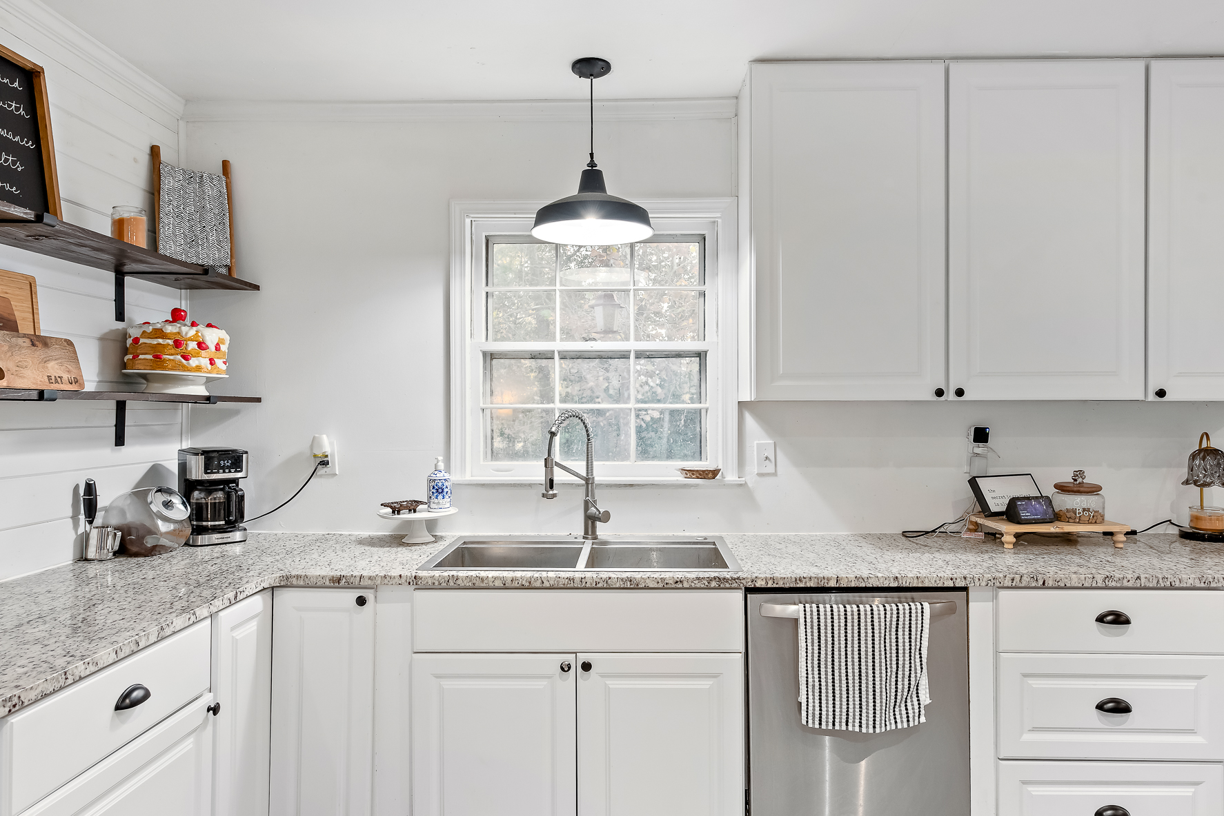 409 Sequoyah Dr-WHT-19