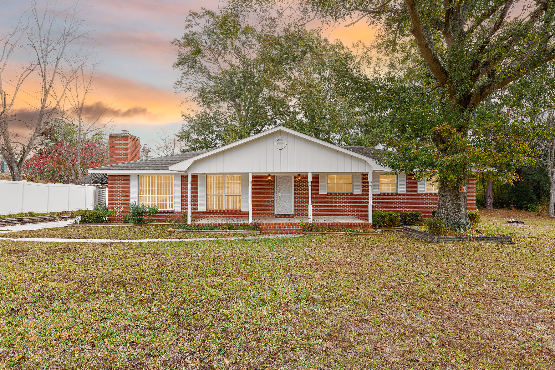 703 Dorsey Ave-WHT-1