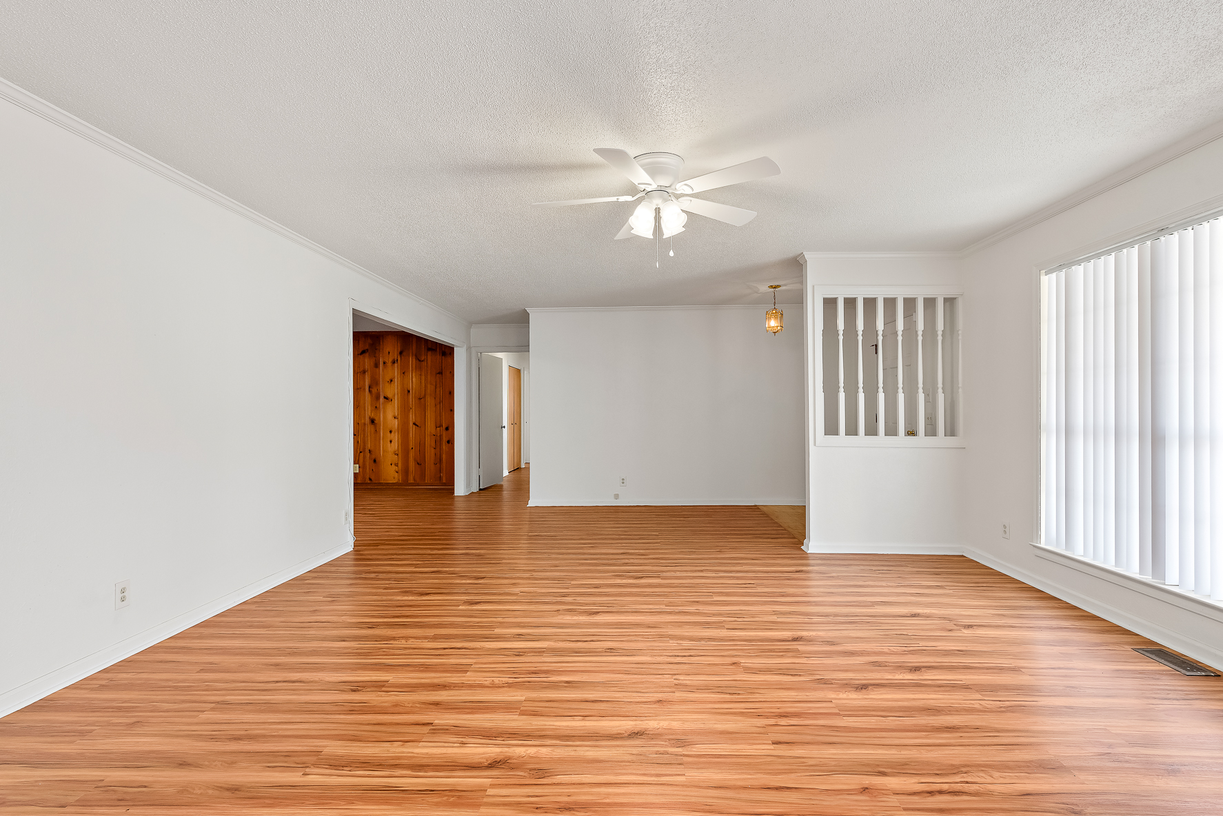 703 Dorsey Ave-WHT-17