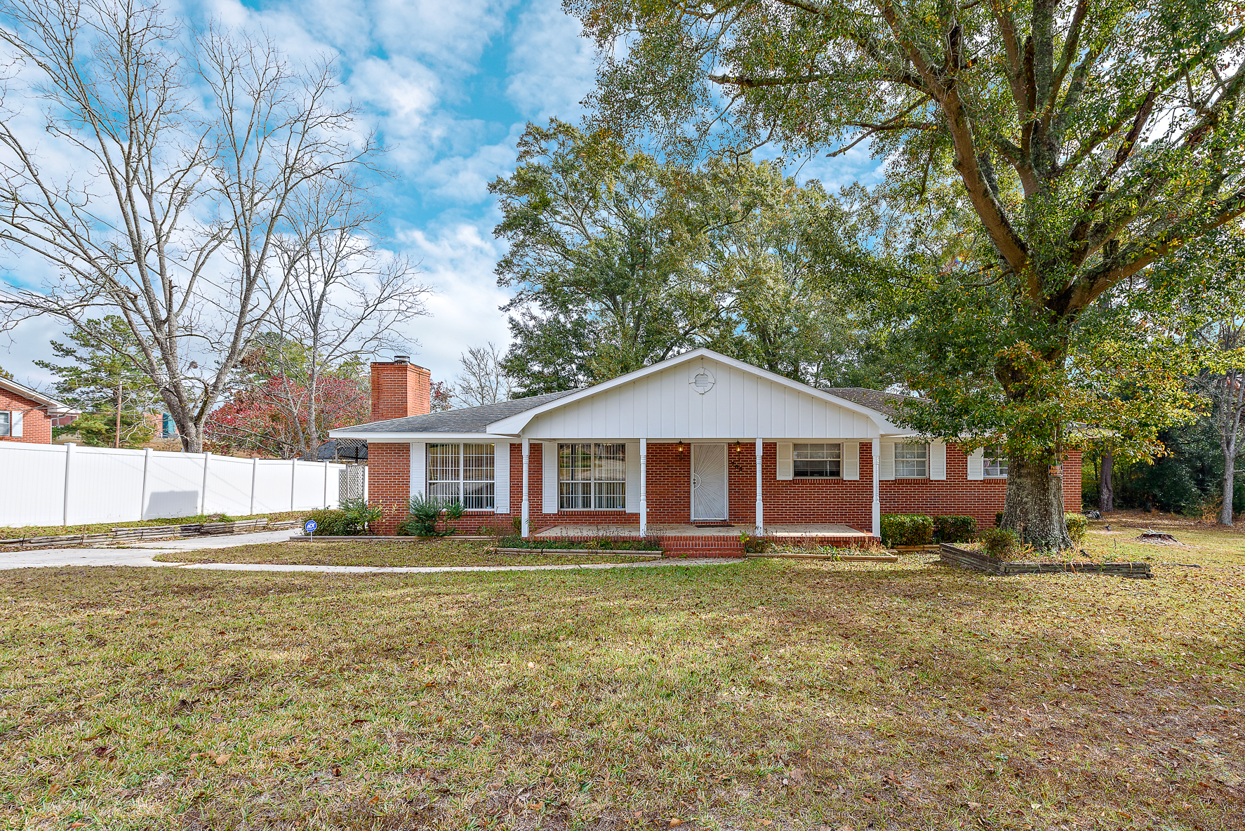 703 Dorsey Ave-WHT-2