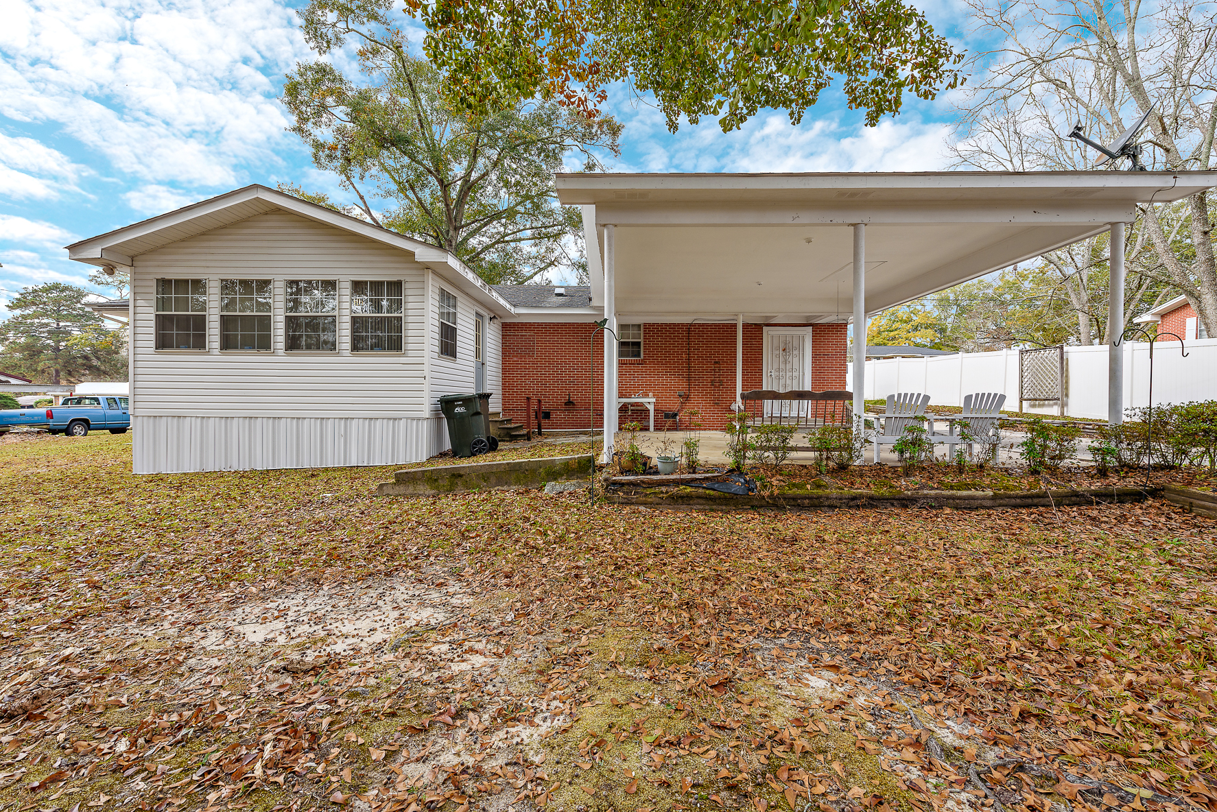 703 Dorsey Ave-WHT-8