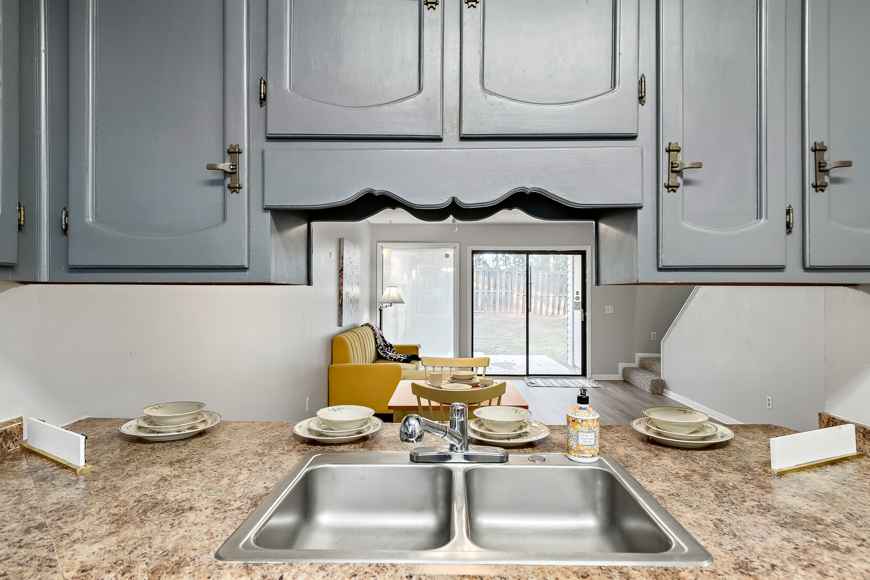 19 Anthony Cir WHT-11