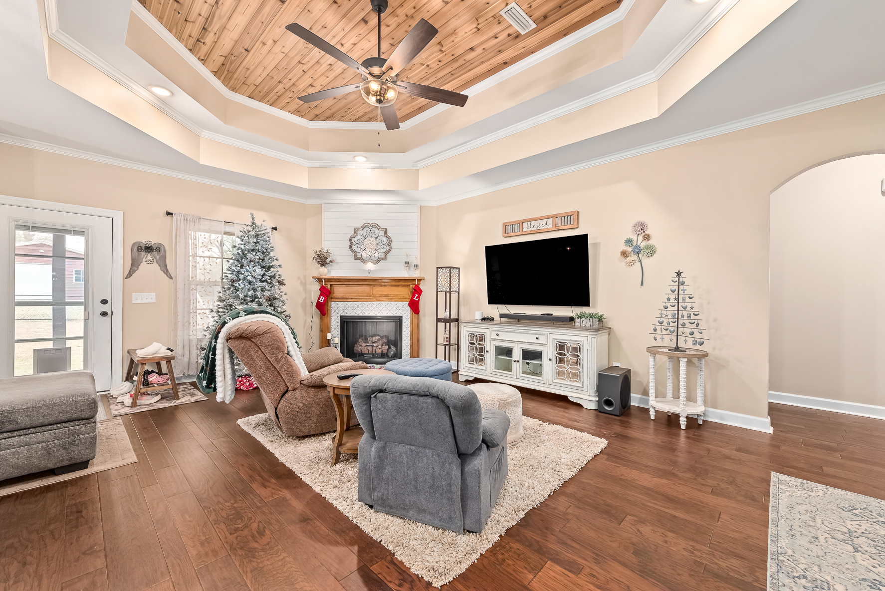 341 County Road 758-WHT-17