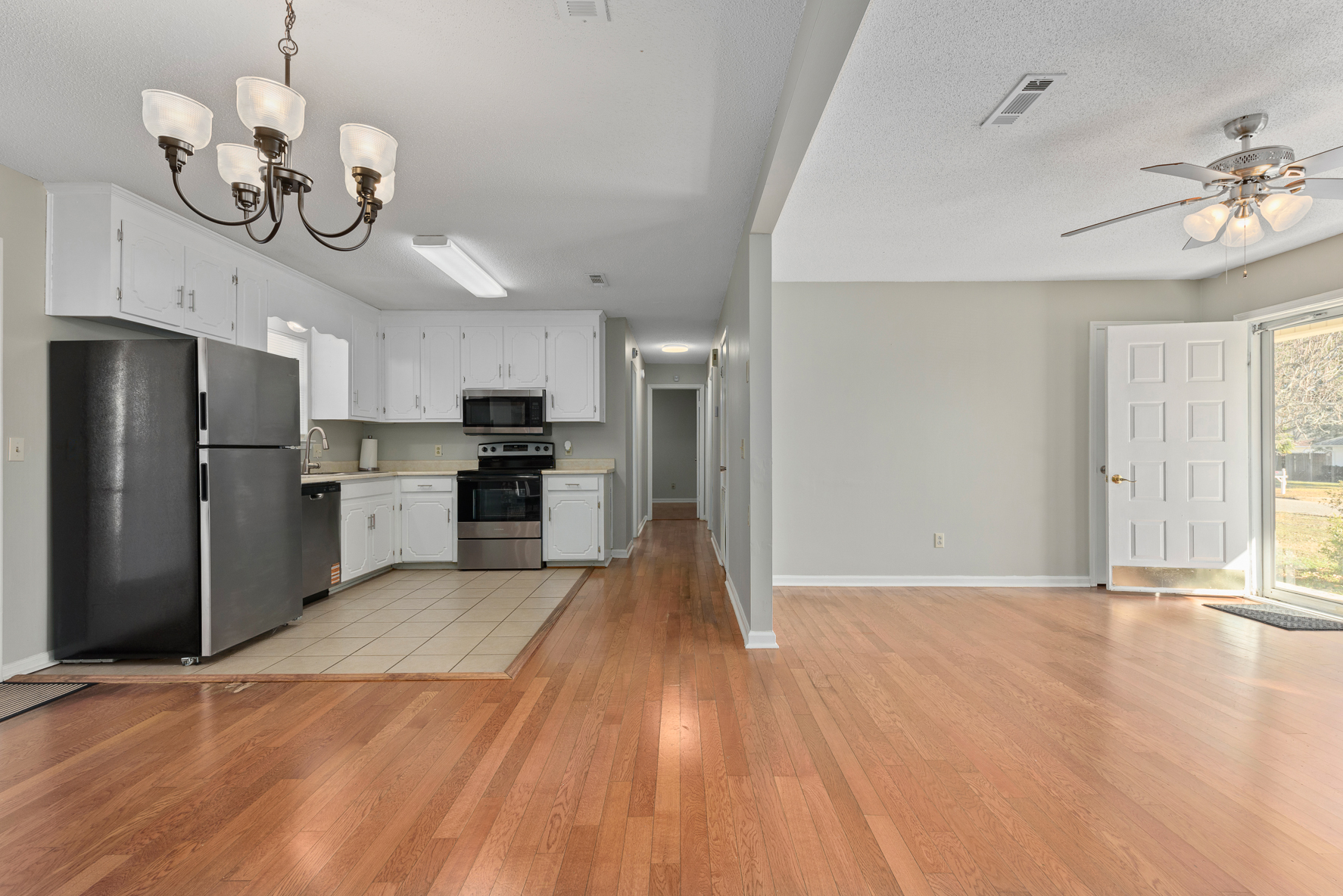 105 Fairfield Dr-WHT-15