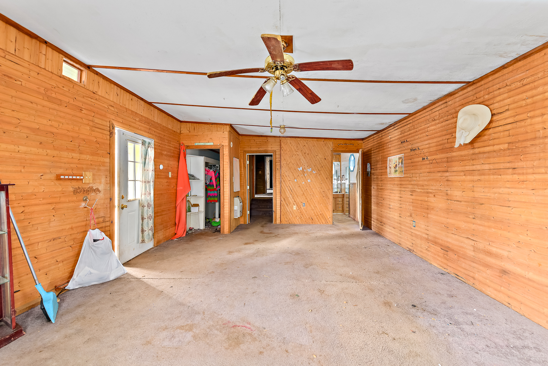 7425 Caton Rd-WHT-13