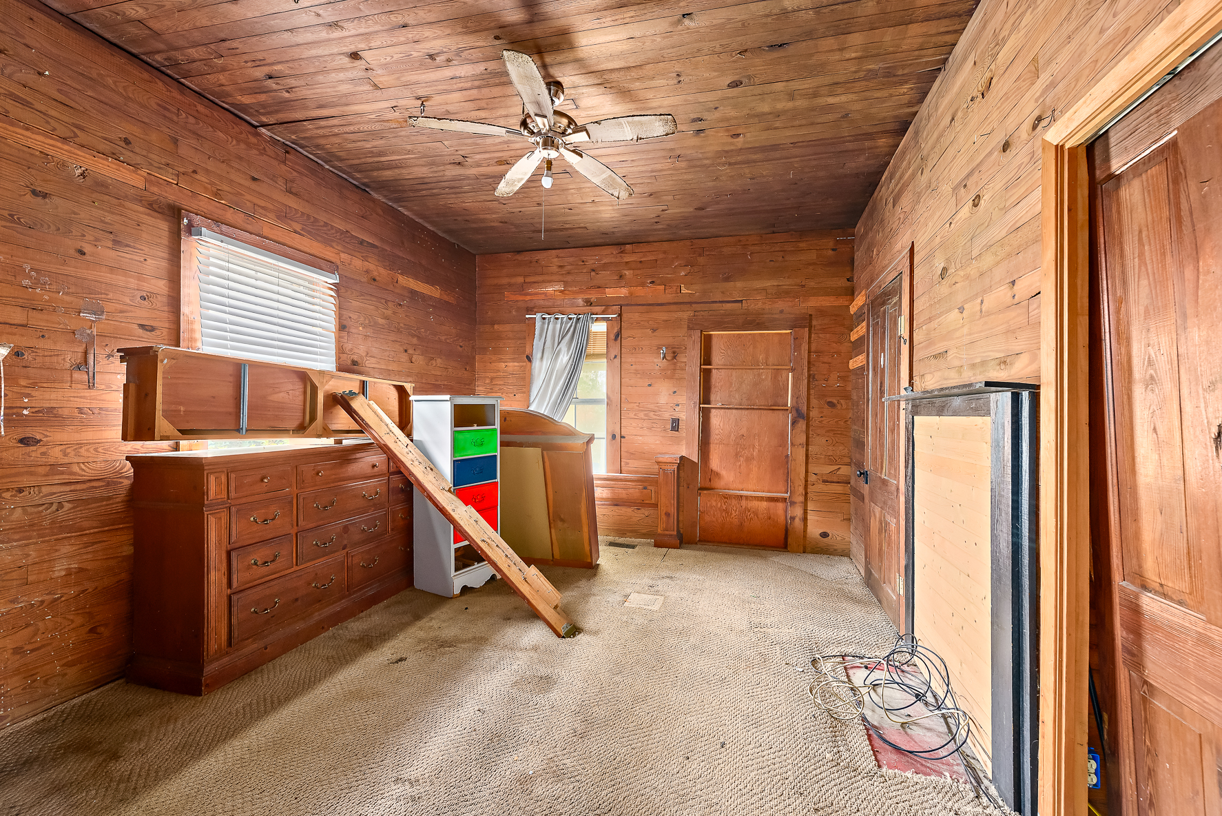 7425 Caton Rd-WHT-25