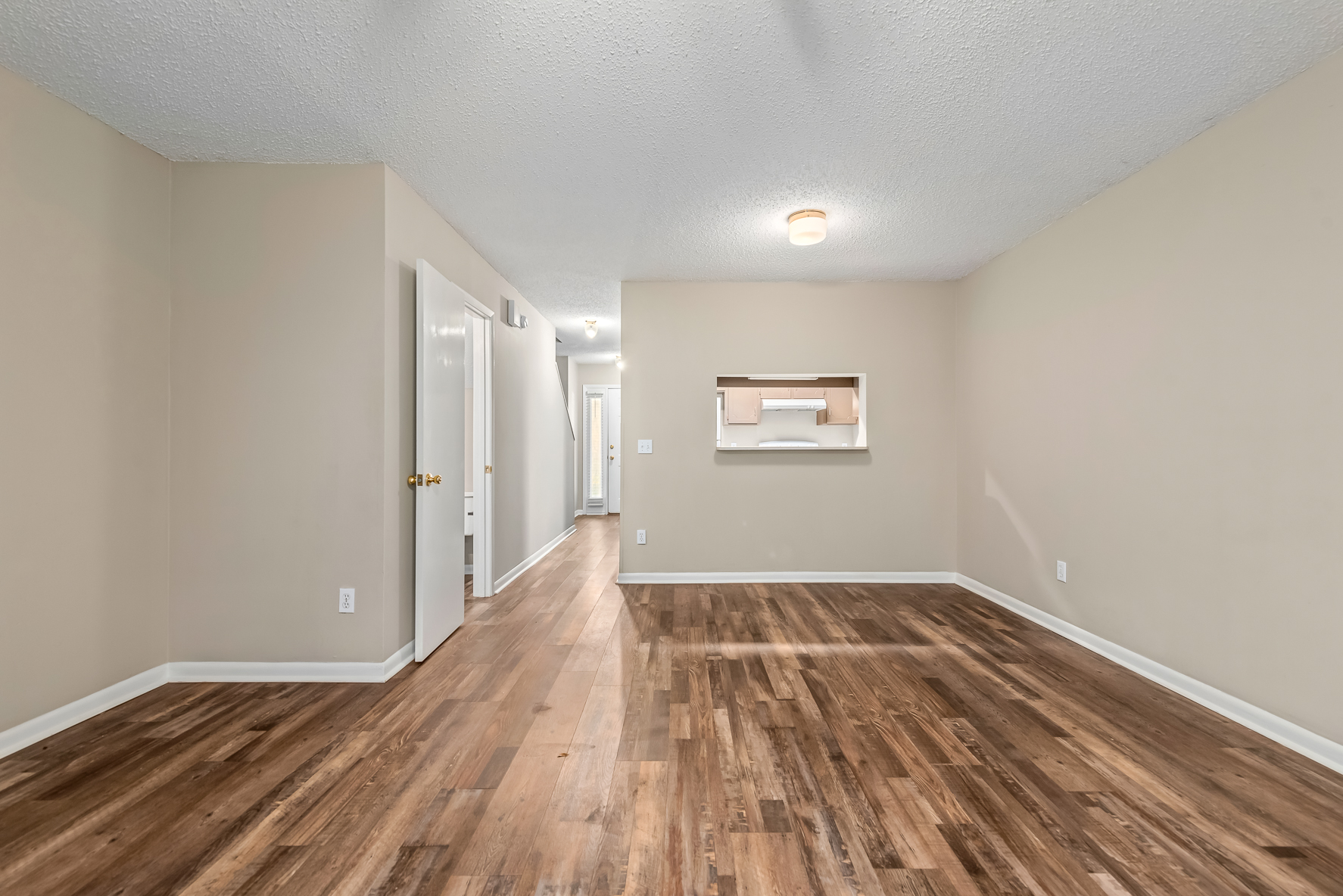 210 Candlebrook Dr WHT-12