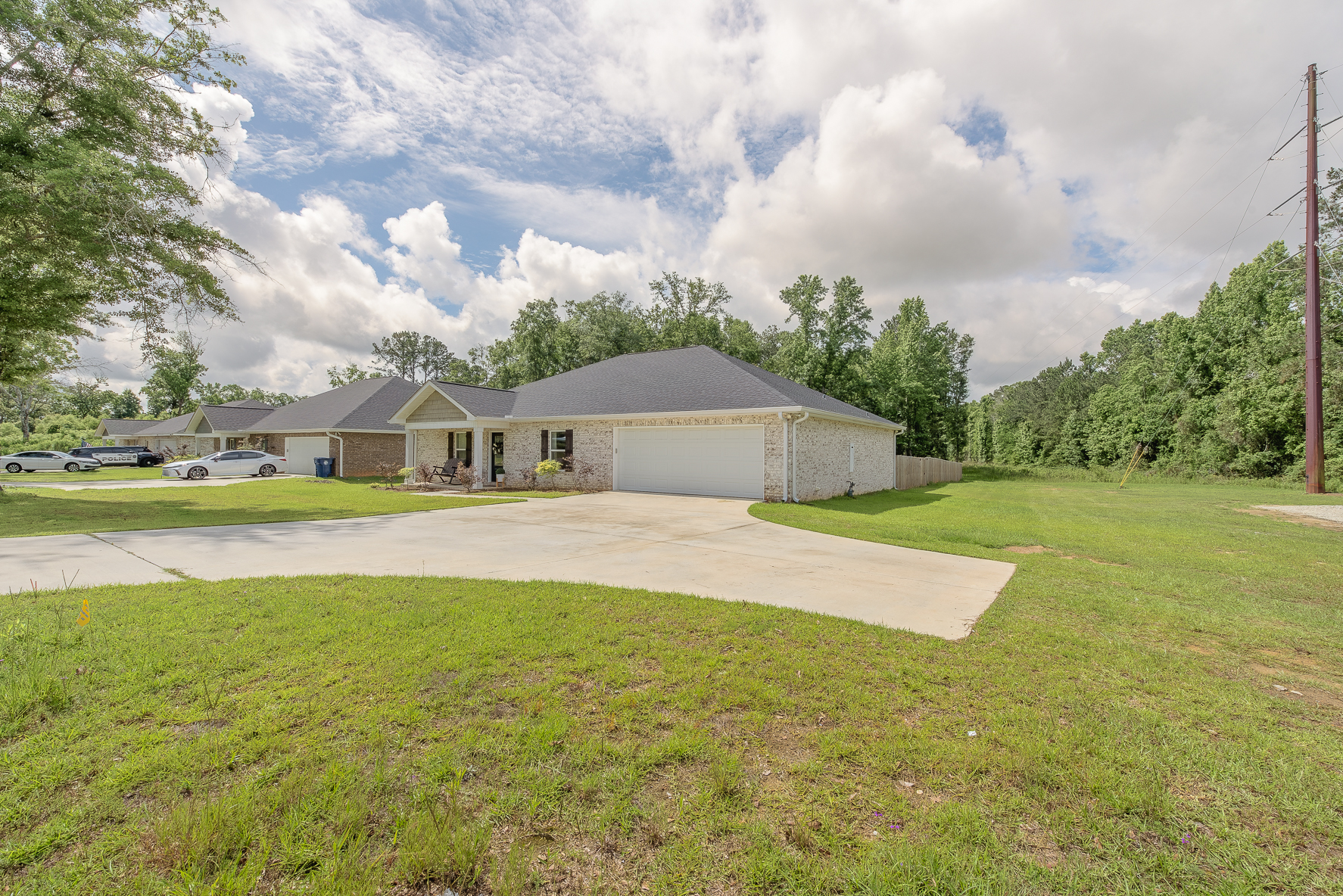 199 Fuller Rd_WHT_3