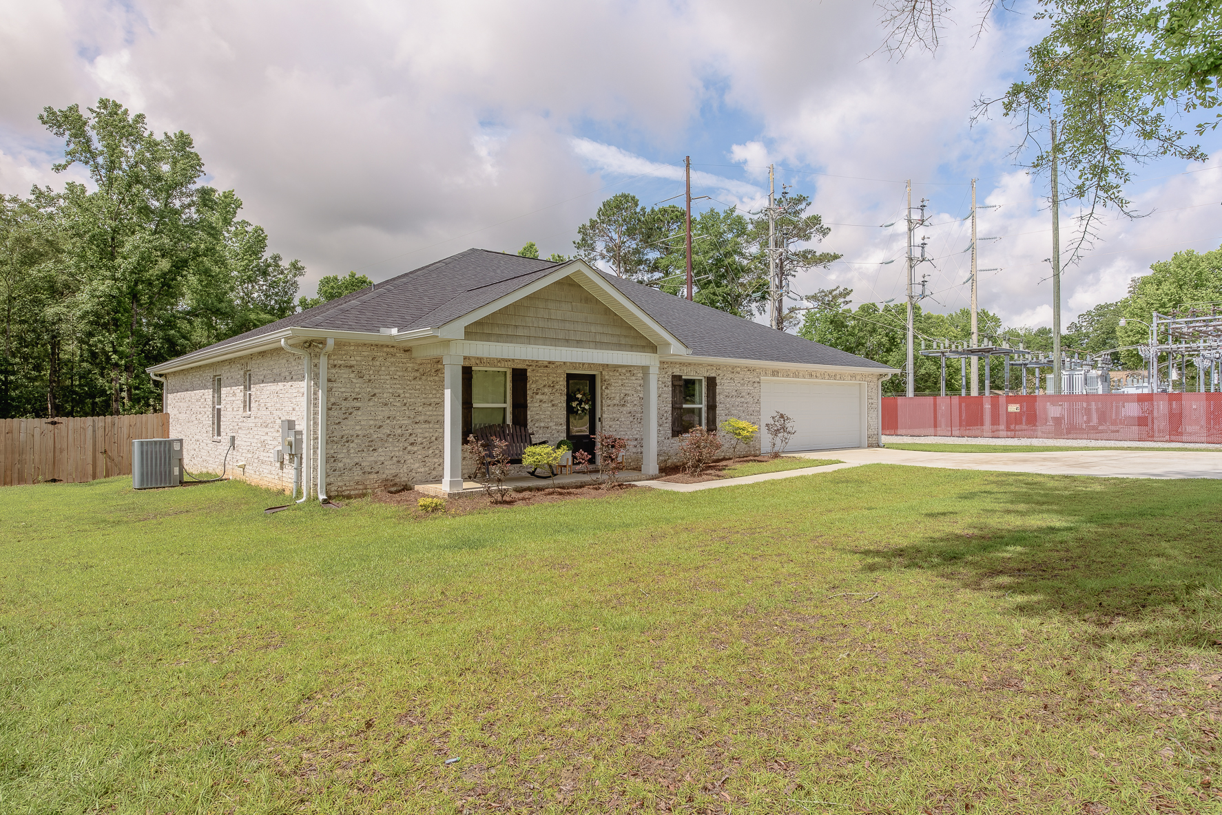 199 Fuller Rd_WHT_4