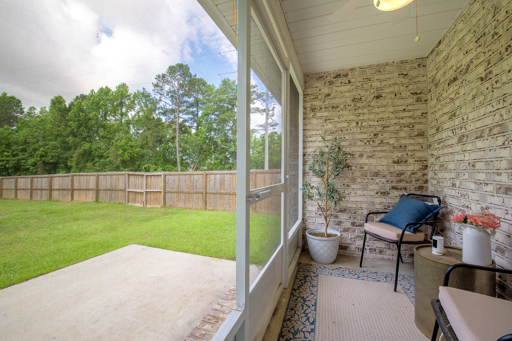199 Fuller Rd_WHT_9