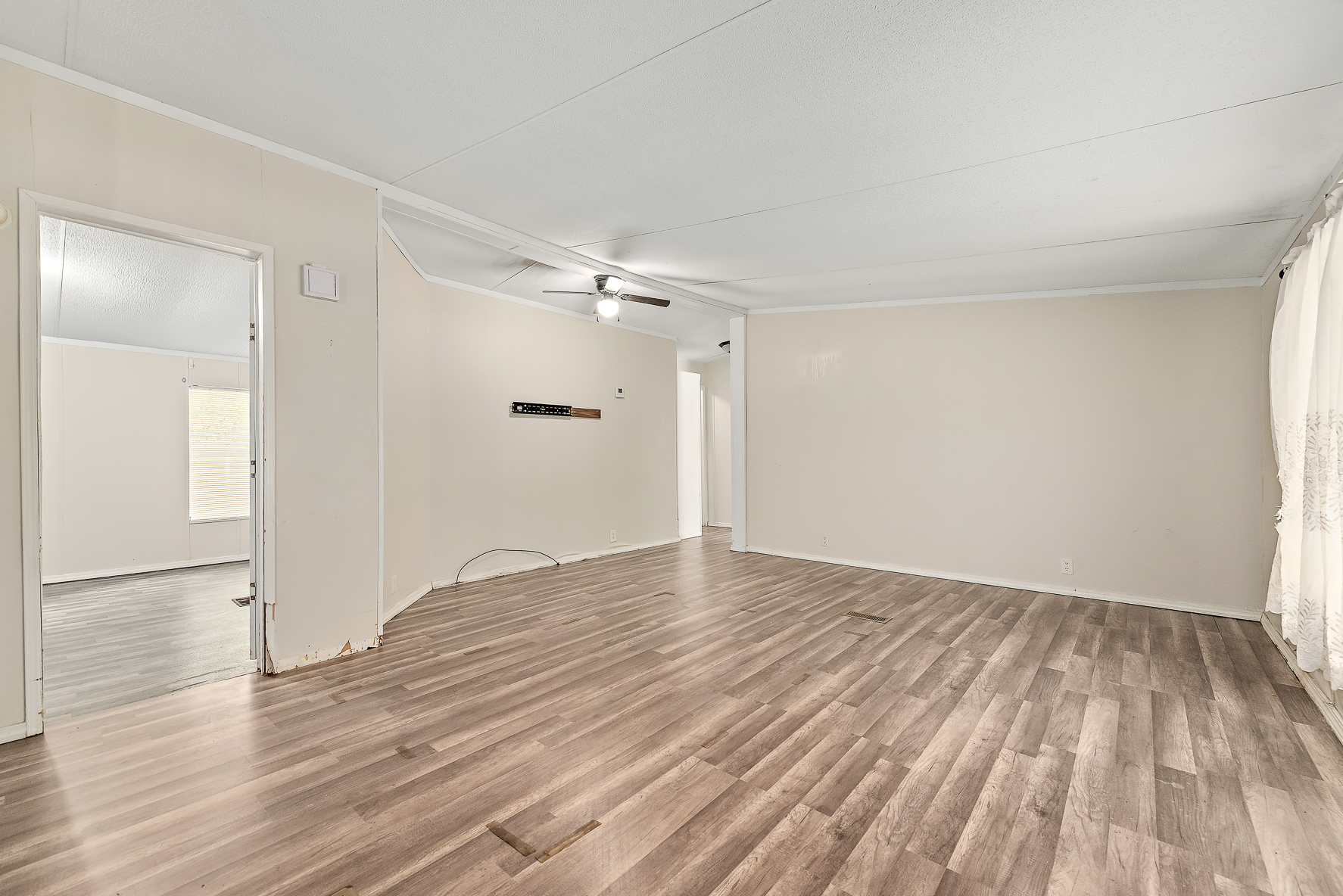 575 Knob Hill Creek-WHT_15