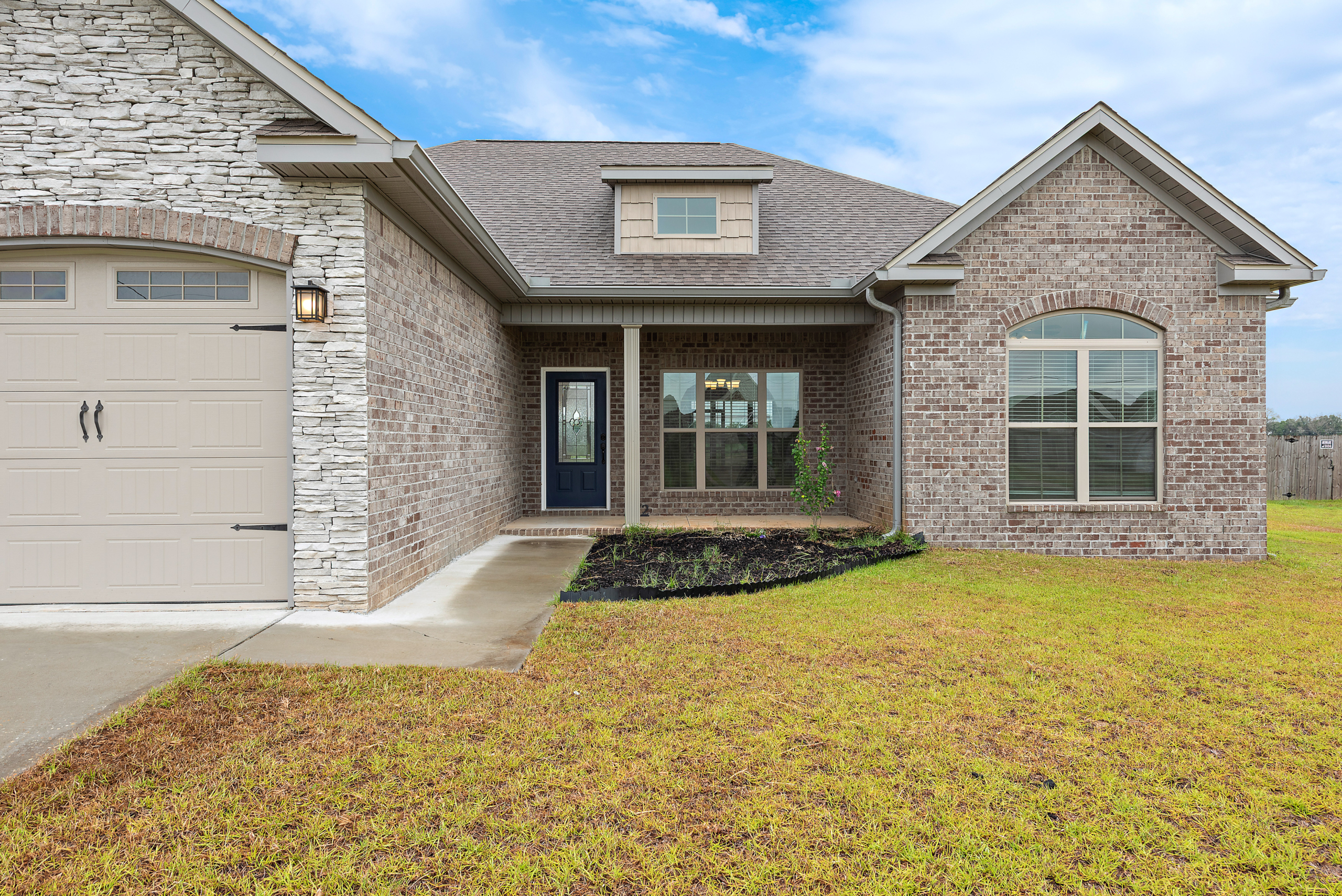 05-272 Sandbed Road-5